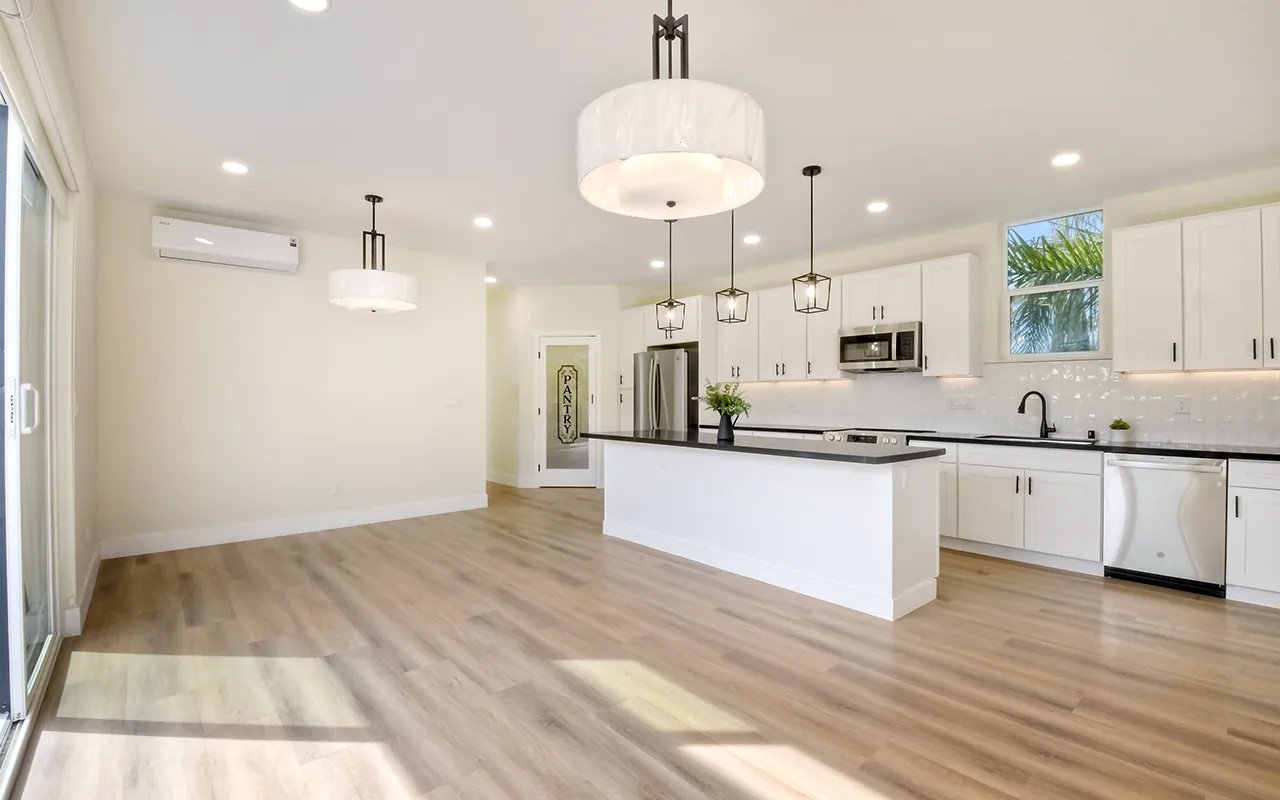 4856 Gardena 07.jpg