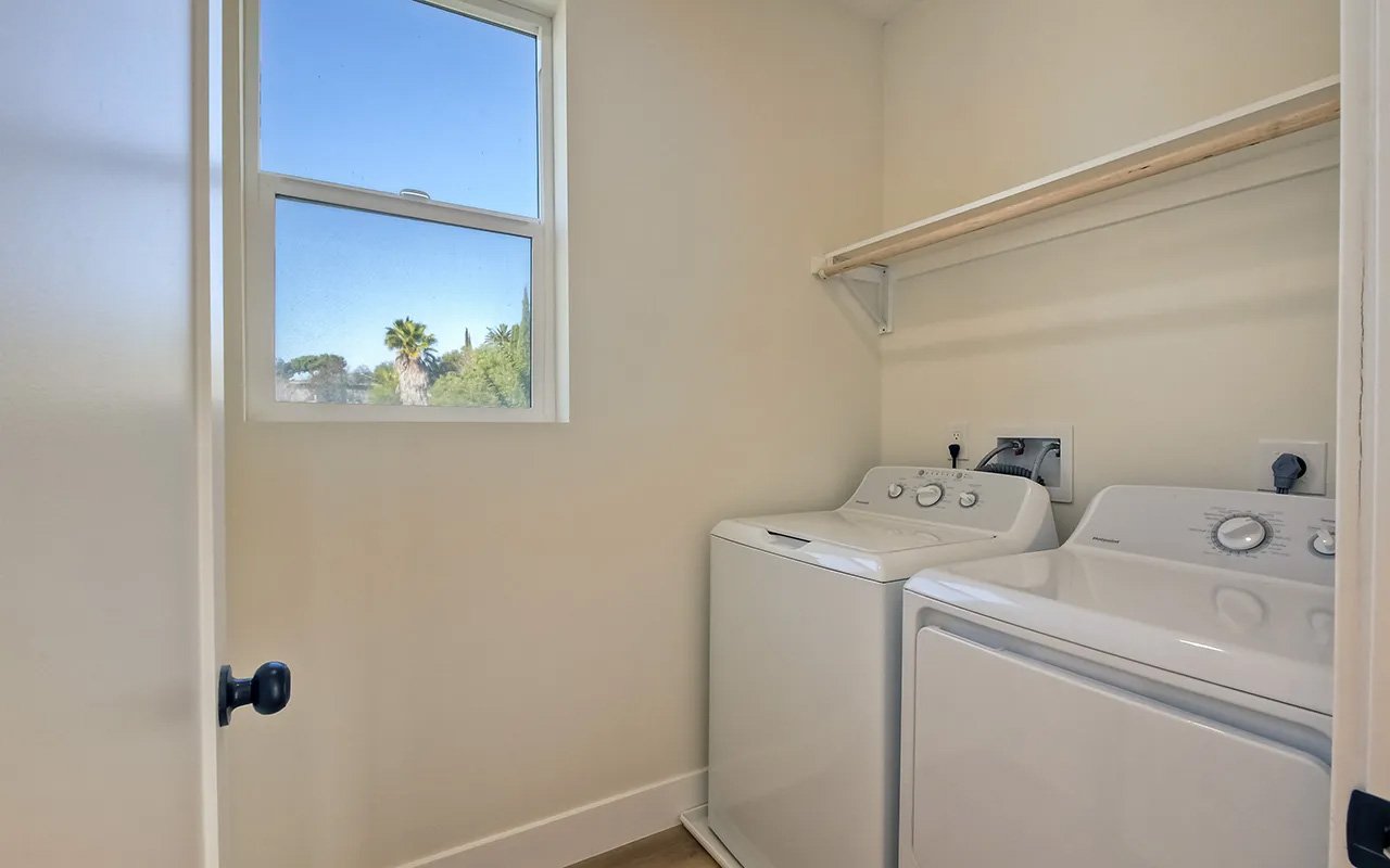 4856 Gardena 14.jpg