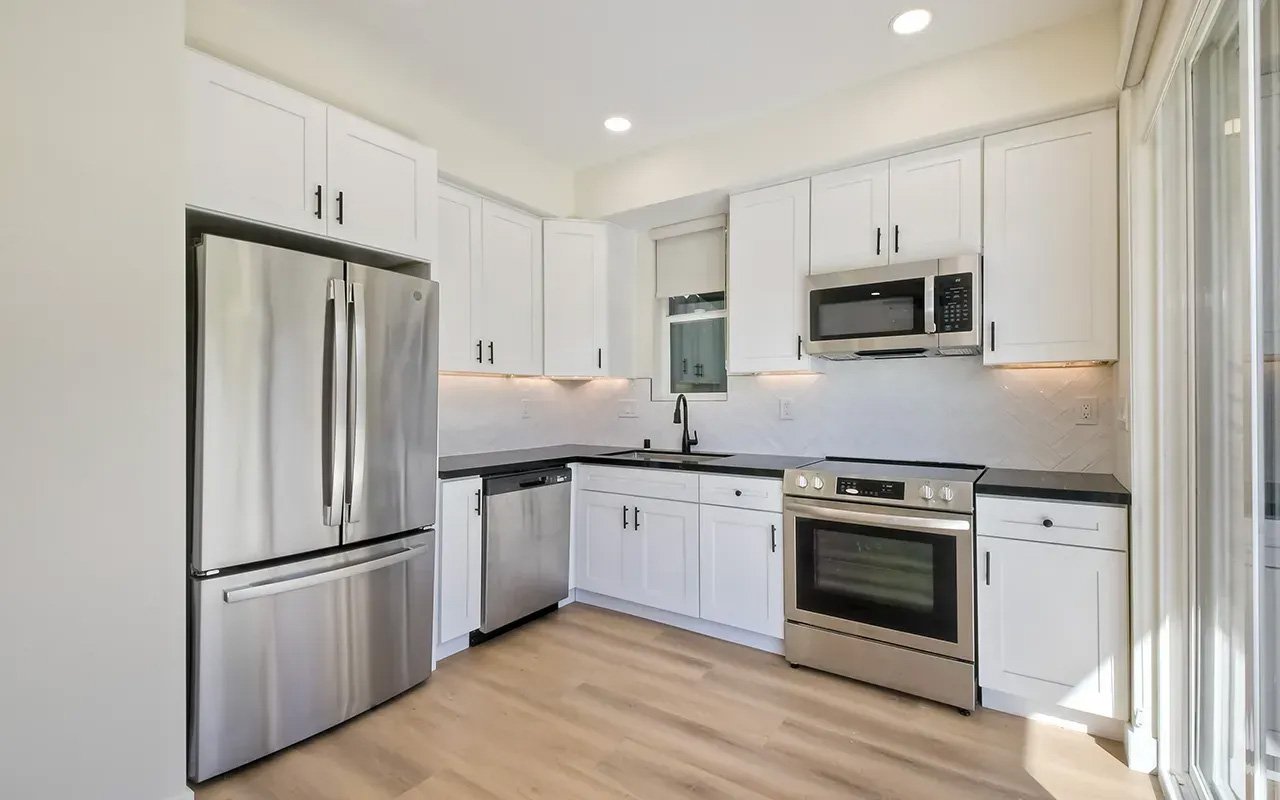 4856 Gardena 34.jpg