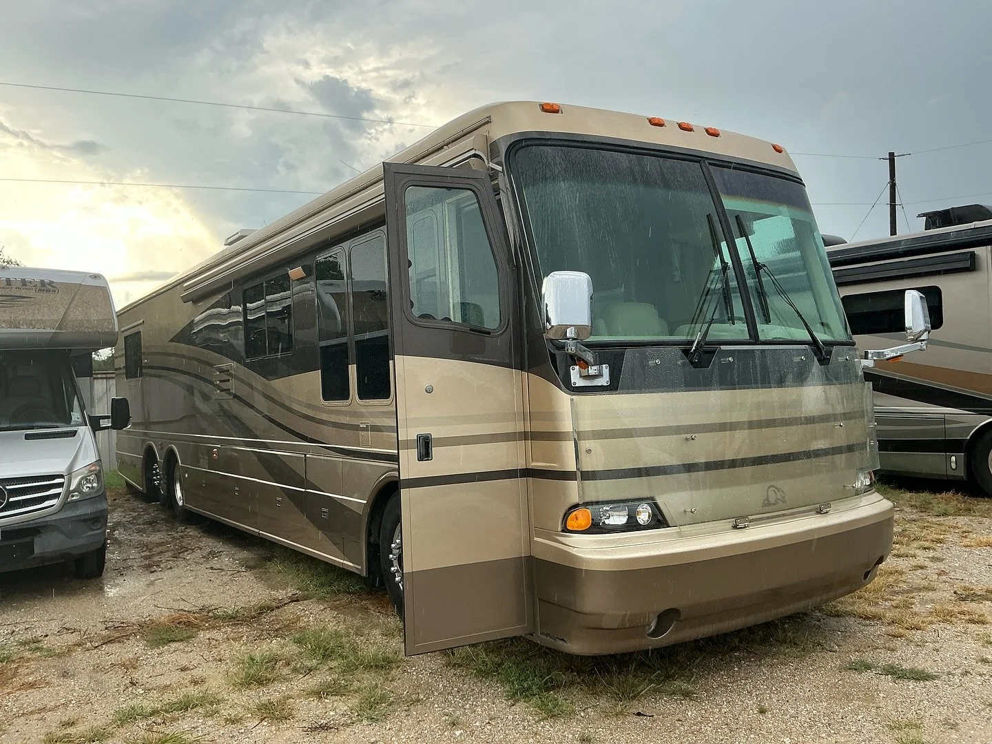 When you show up to a RV inspection for a 25 year old RV and say this doesn&rsquo;t look horrible but then you see the roof and think; no freaking way. 

This is why it is important to get a Pre-Purchase RV Inspection because we find things that won&