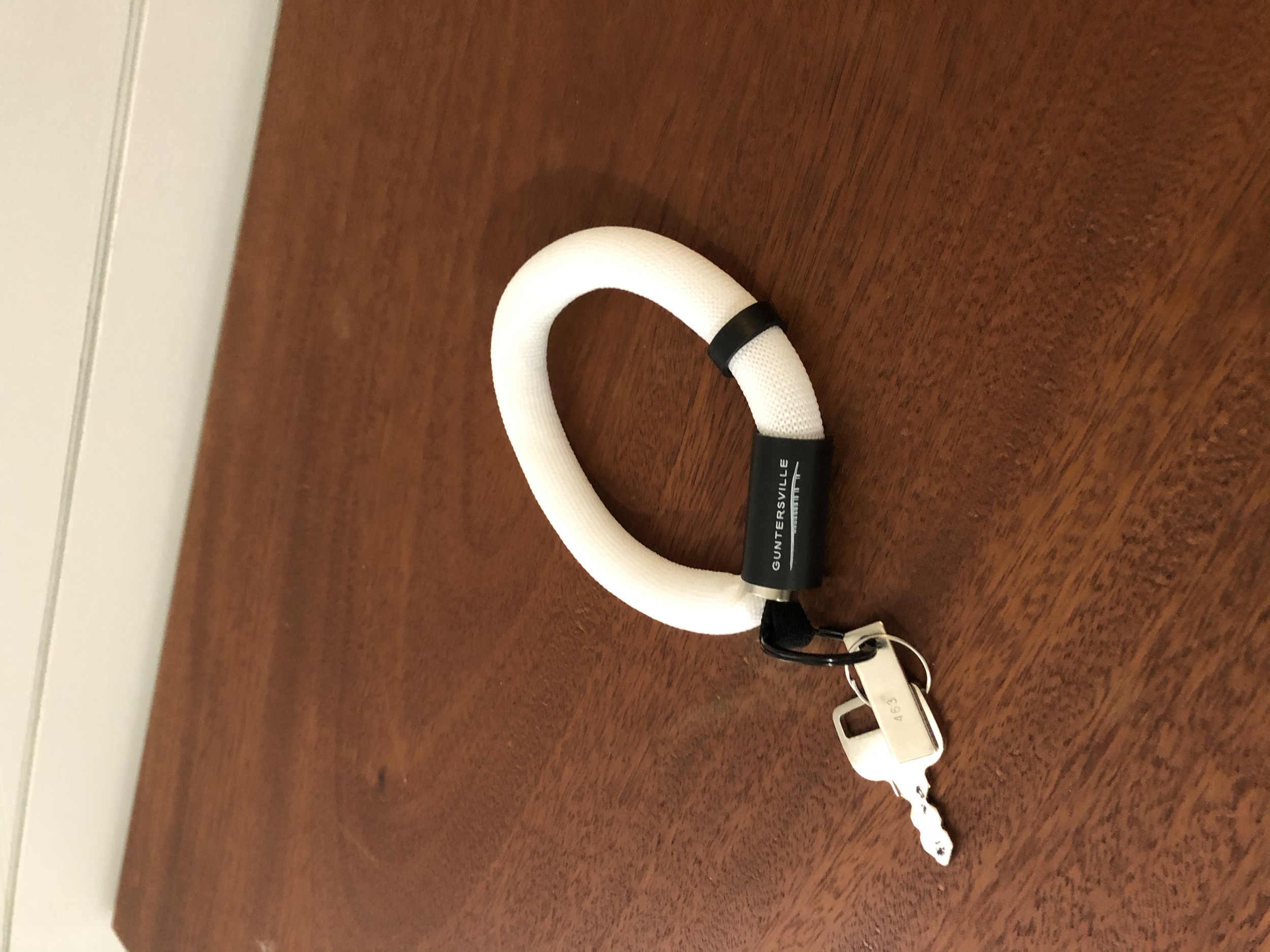 Floating Key Chain.png
