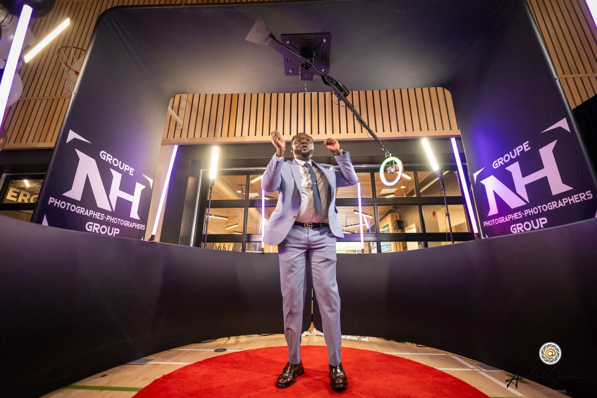 Photographie d’événements corporatifs, cocktails et salons : images authentiques et professionnelles pour valoriser votre entreprise et vos rencontres.