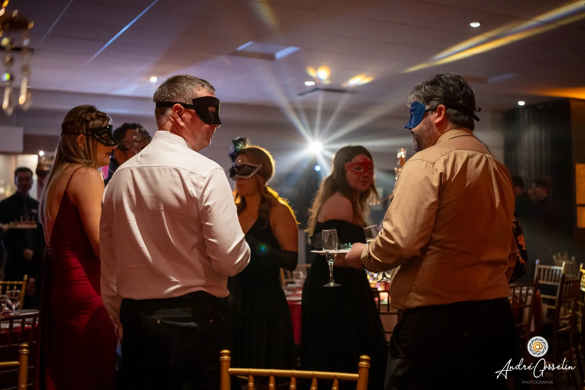 Photographie d’événements corporatifs, cocktails et salons : images authentiques et professionnelles pour valoriser votre entreprise et vos rencontres.