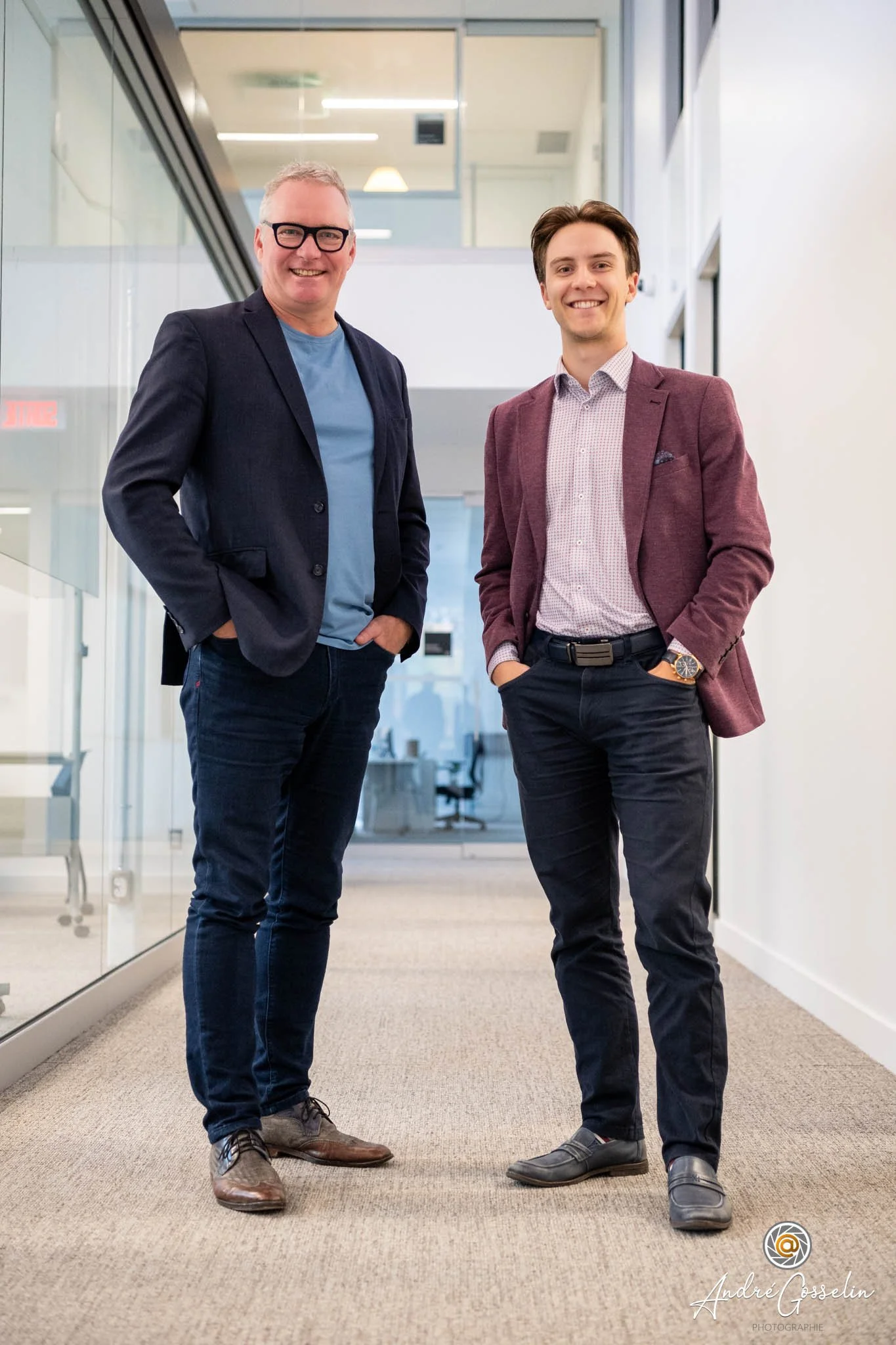 Galerie de portraits professionnels et corporatifs : headshots, photos d’équipe et portraits naturels pour une image authentique et professionnelle.