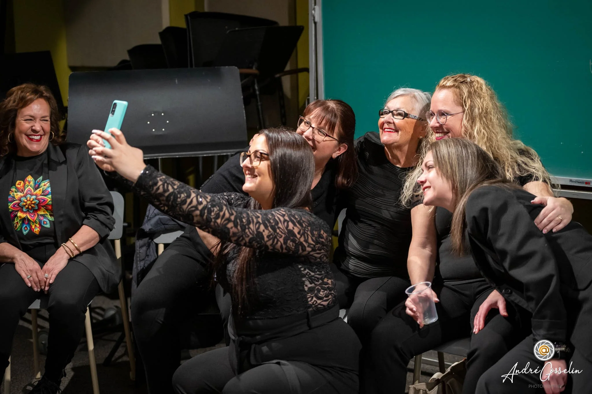 Photographie d’événements corporatifs, cocktails et salons : images authentiques et professionnelles pour valoriser votre entreprise et vos rencontres.