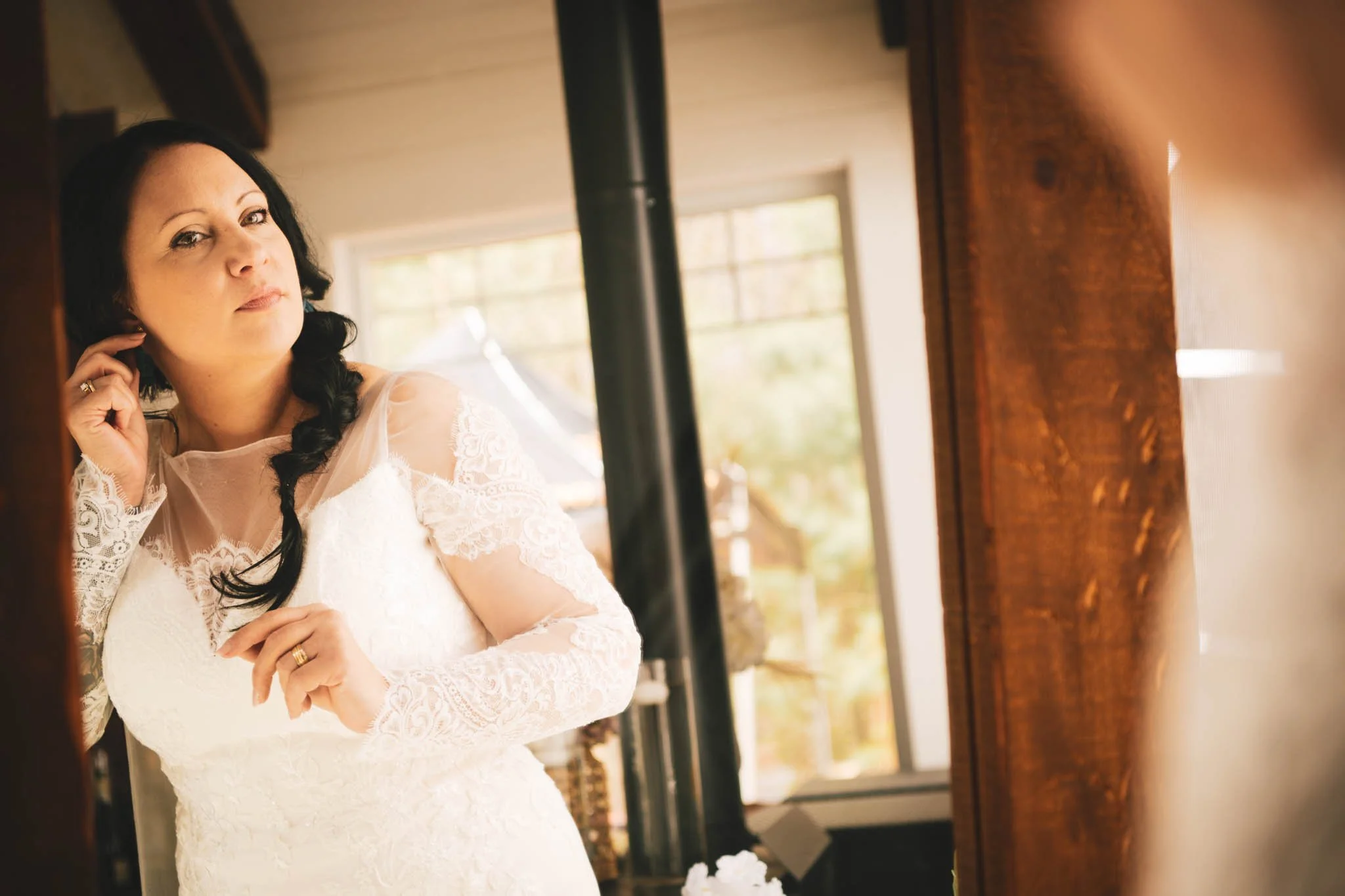 Portraits de famille et photos de mariage naturels et émouvants, capturant vos sourires et instants précieux pour des souvenirs qui durent.