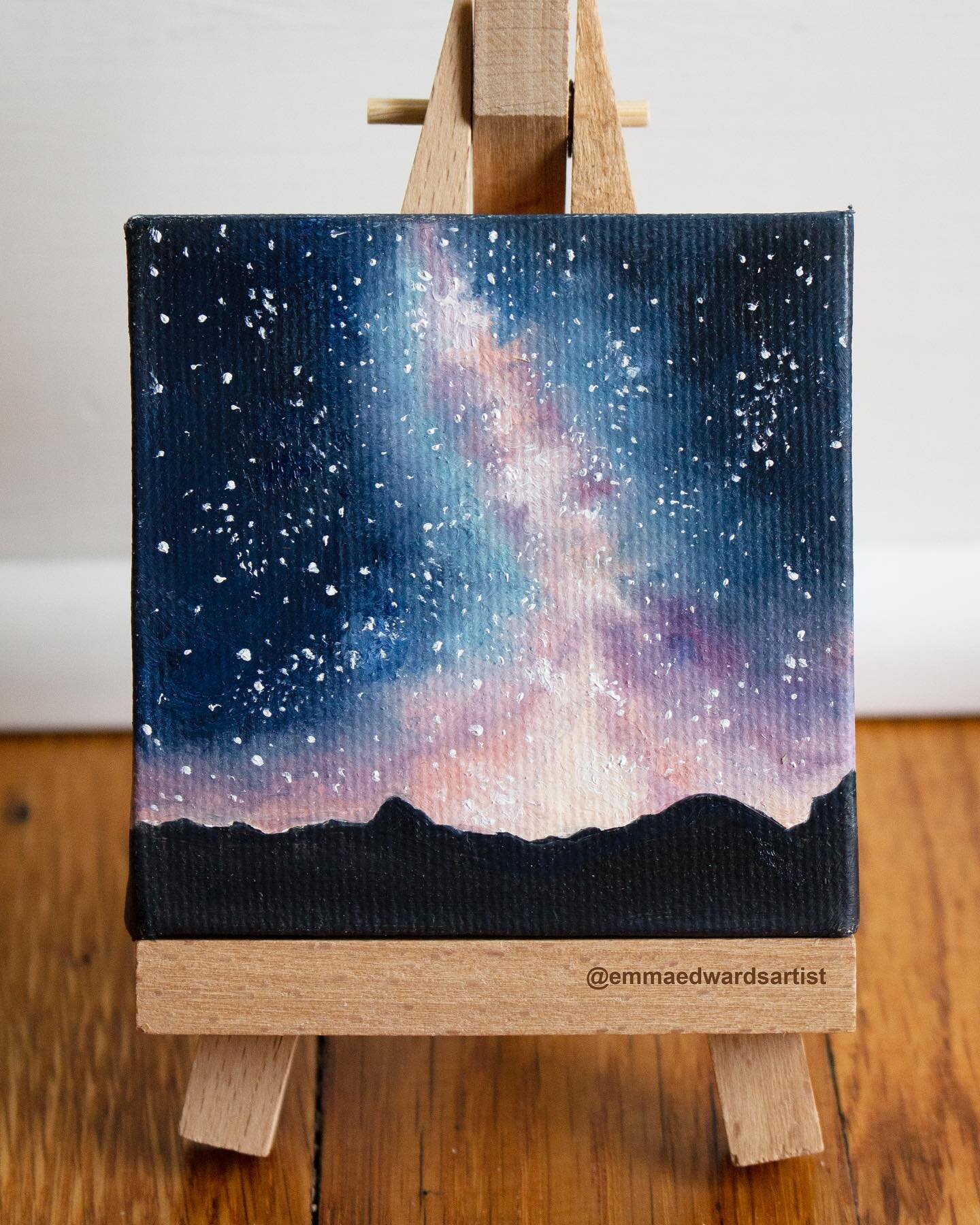 This year I painted my first nighttime scene as a commission. It was surprisingly simple to blend colors together for a colorful night sky. I thought I would try it again on a smaller canvas with pink and blue. 
.
.
.
.
.
.

#oilpainting  #minipainti