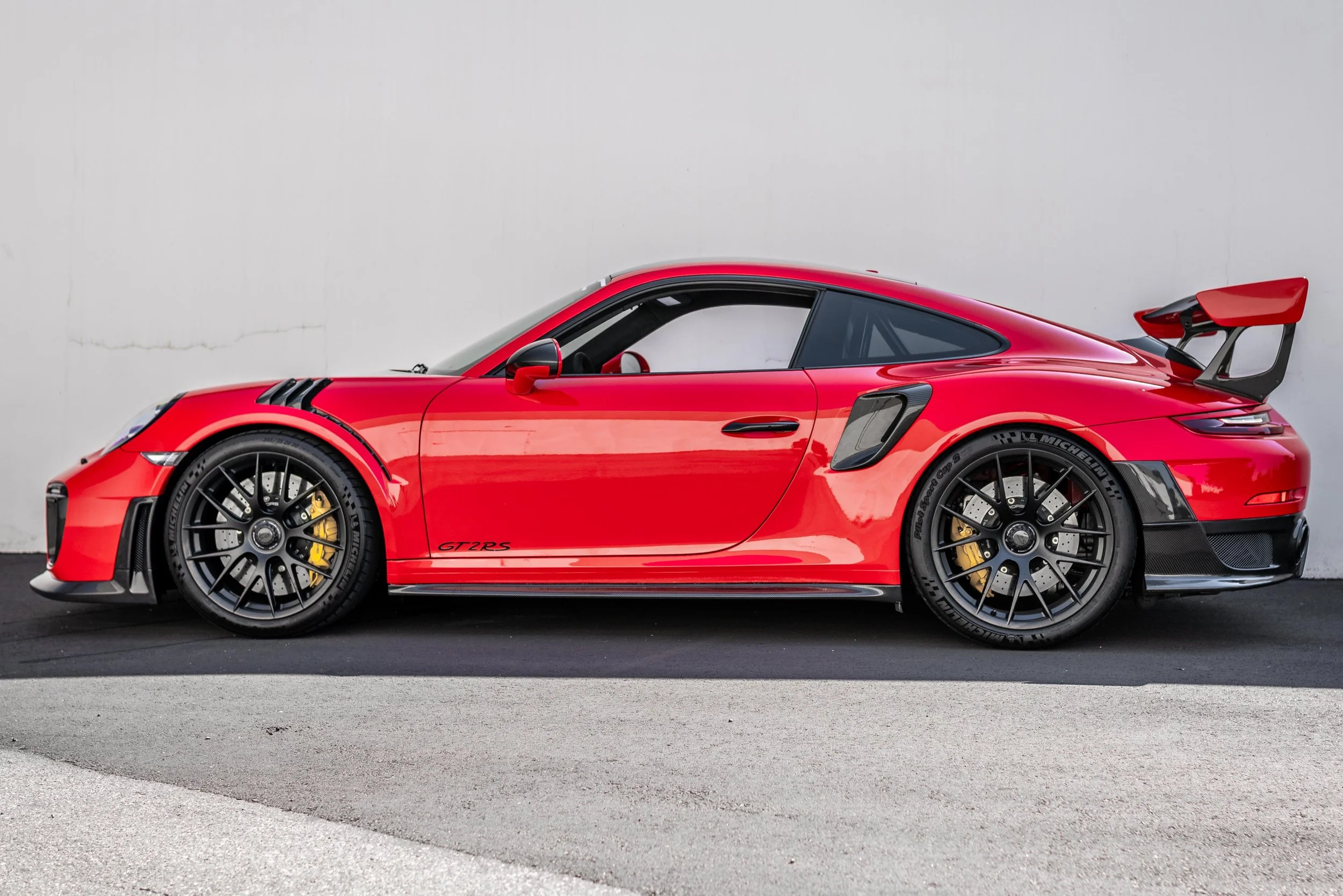 Vehicle Customization | Orange County — Essence Motorsports