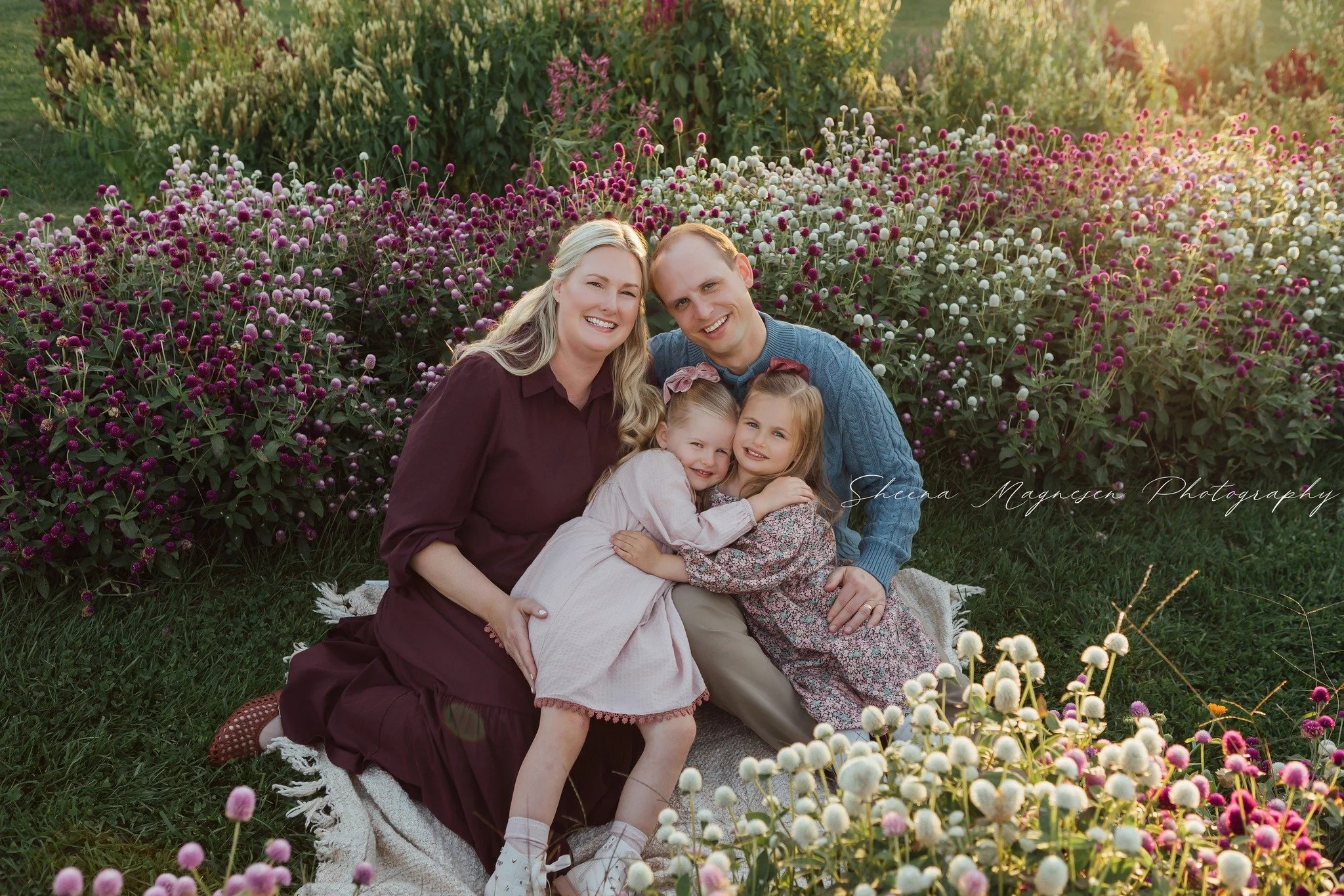 Hugs, laughter, and quiet moments that speak volumes &mdash; that&rsquo;s what makes family photography so special. 

Here&rsquo;s a little sneak peek from a recent session that reminds me why I love this work so much: capturing memories that familie