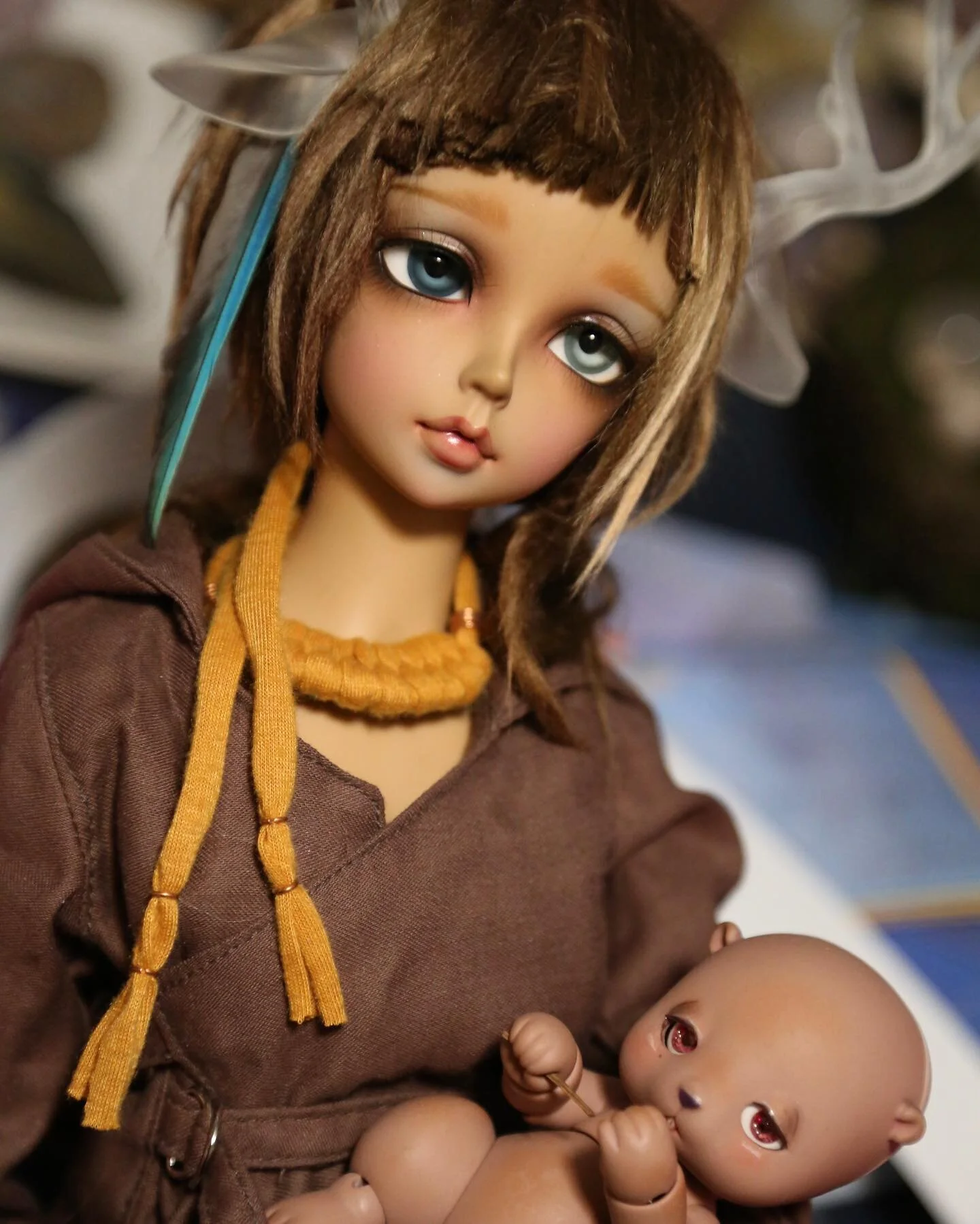 🤦🏻&zwj;♀️I keep messing up and posting in the wrong account. Here&rsquo;s a doll photo 😂 I took this a while back thinking I&rsquo;d have them go out in the snow but it was SUPER windy, now it&rsquo;s SUPER hot 🤷🏻&zwj;♀️. Good news I sorted my a