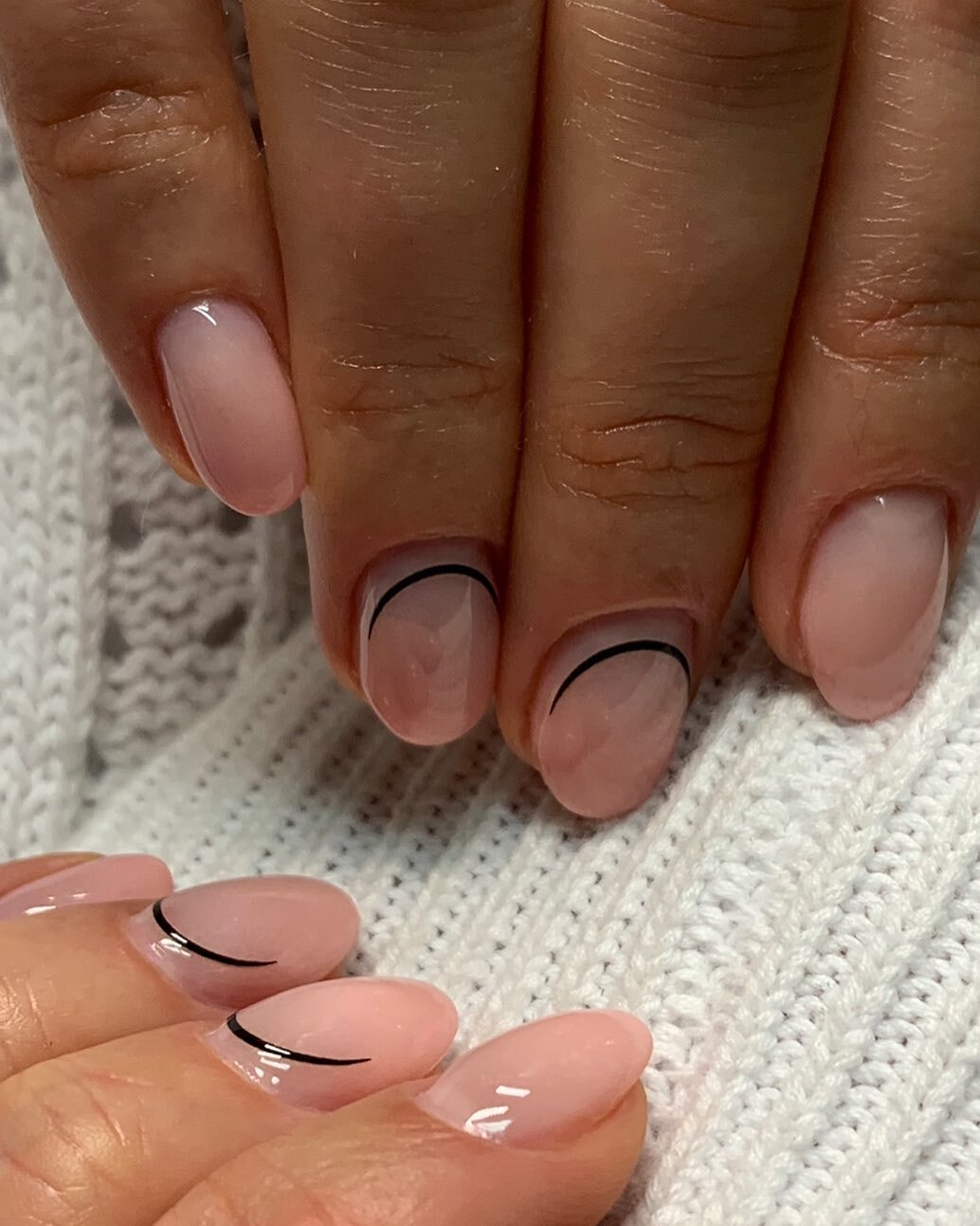 🤍Hard gel on natural nails🤍 You want your manicure to last longer? Give hard get a try! Always yours😊 0410876850 Jolanta 💛