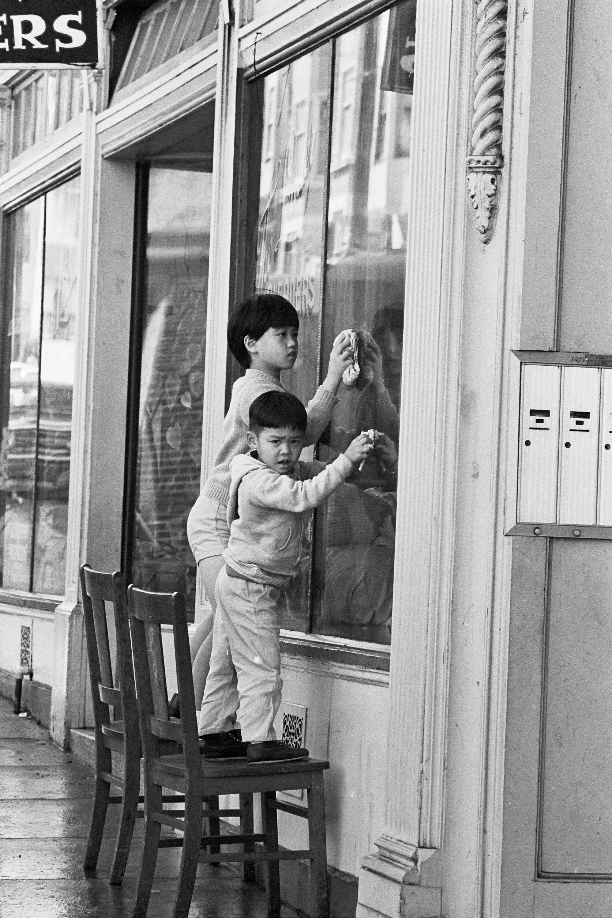 THE WINDOW WASHERS.jpeg