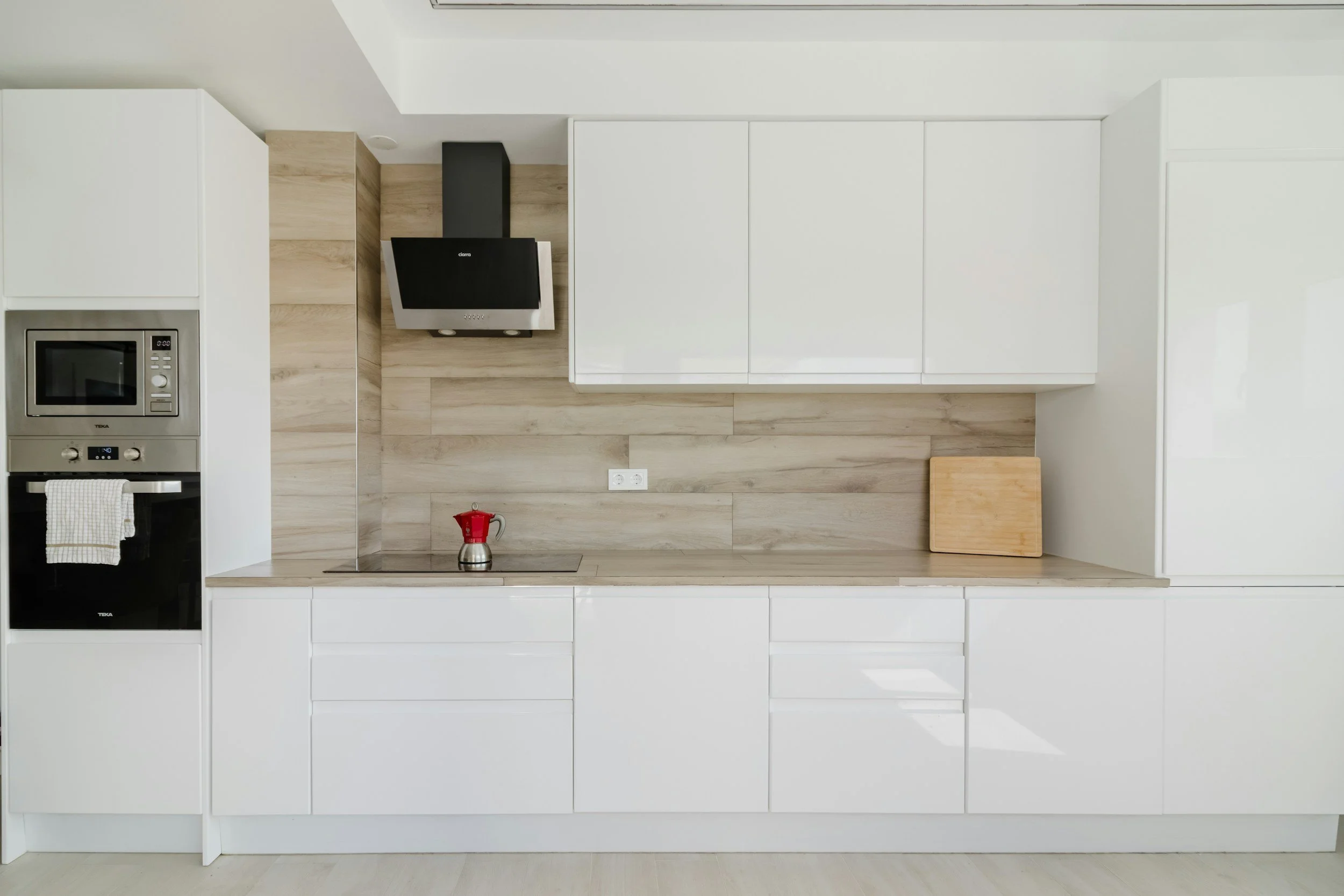Setting Up Utilities in Your Valencia Rental — What You Actually Need to Know