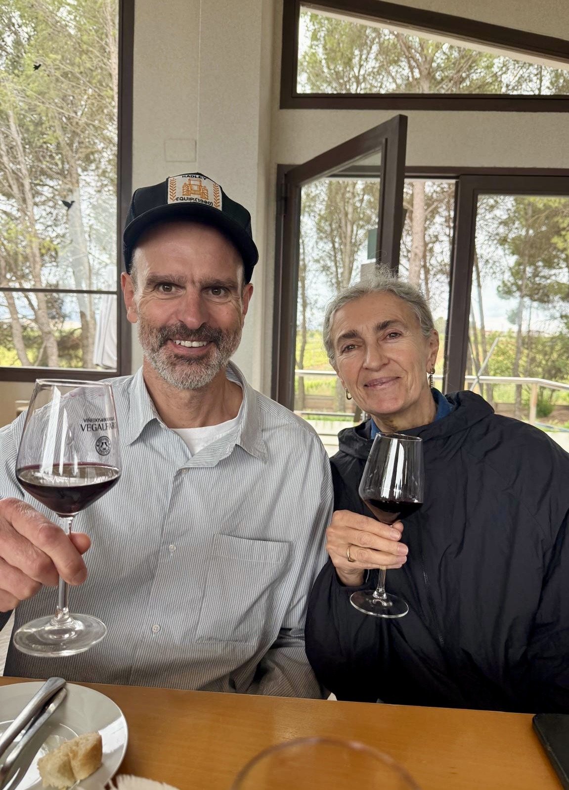 Encantada World expat social event in Requena, Spain — clients enjoying a day of wine tasting and local cuisine.