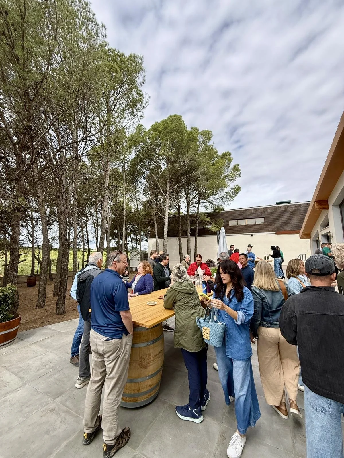 Encantada World expat social event in Requena, Spain — clients enjoying a day of wine tasting and local cuisine.