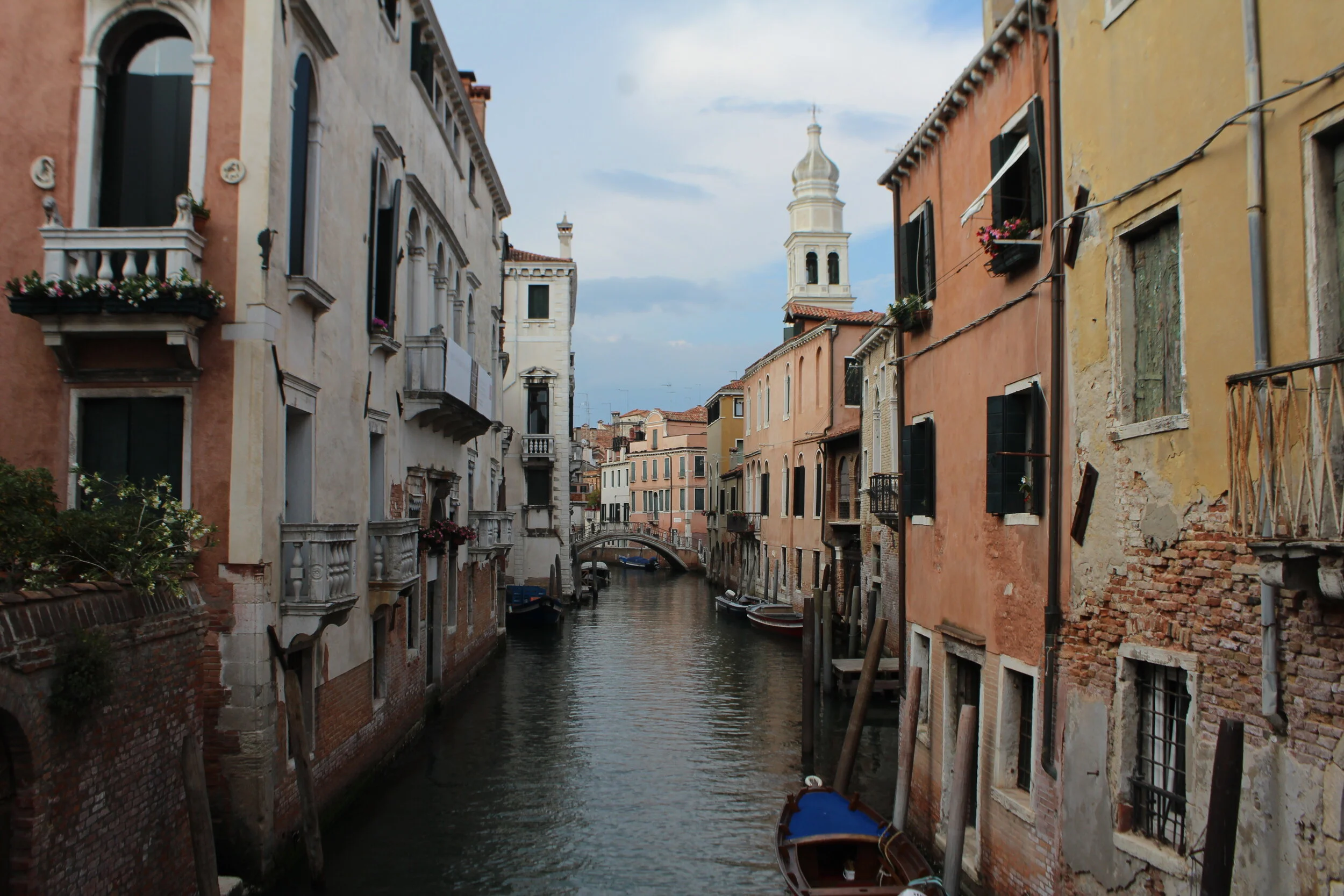 Corpos mortos! Corpi morti!