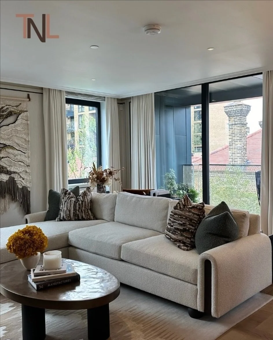 Modern London living at its most refined — framed by city views🌿🏙️
→ Let’s start your home search today.