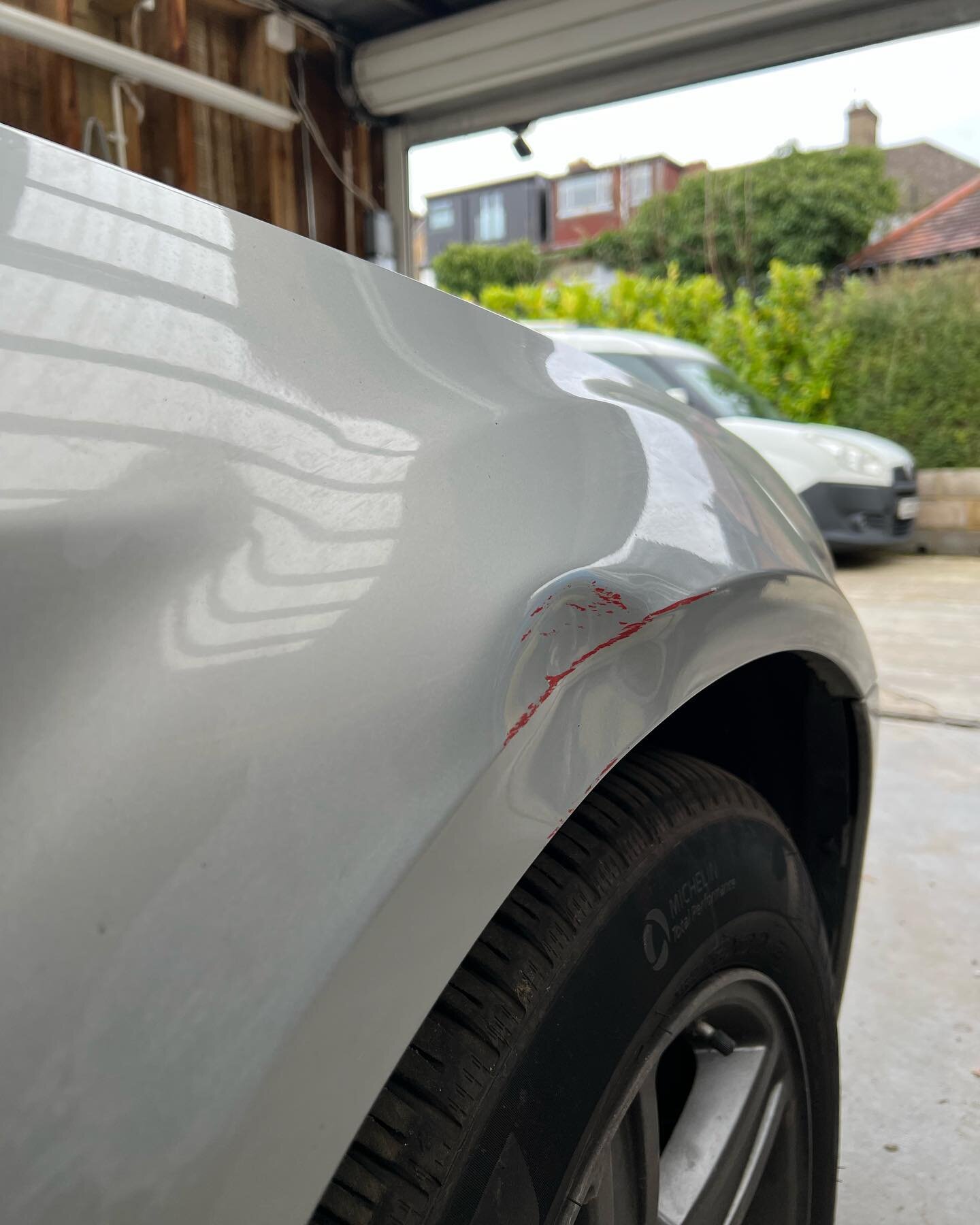Nasty dent on a Chrysler repaired at the customer&rsquo;s address. 

The dent had heavily distorted the shape of the wing and split the paint. 

Fully repaired to the best possible standard. The customer was over the moon.

⭐️FULLY MOBILE SERVICE⭐️
?