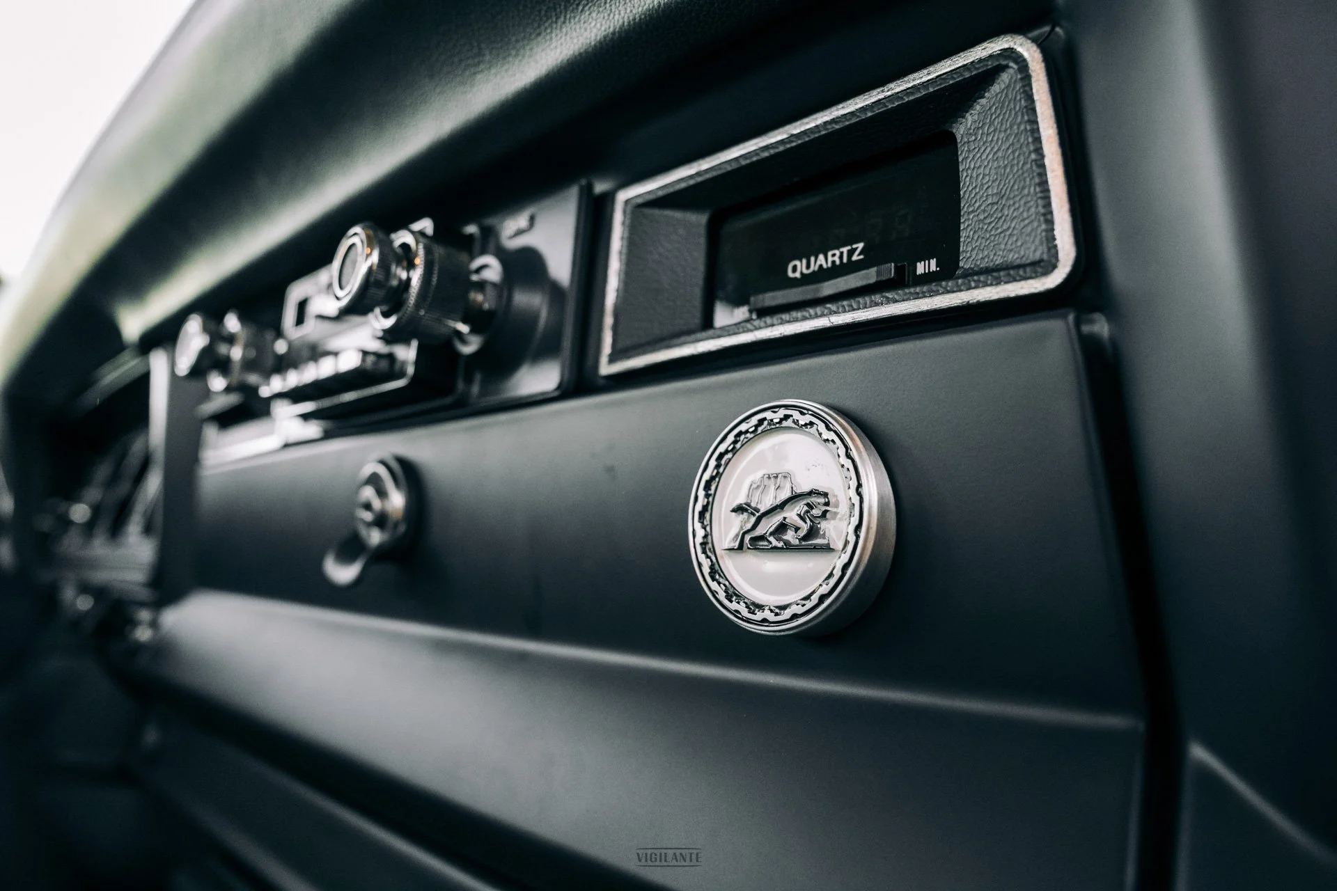 vigilante-jeep-cherokee-4-doors--34.jpg
