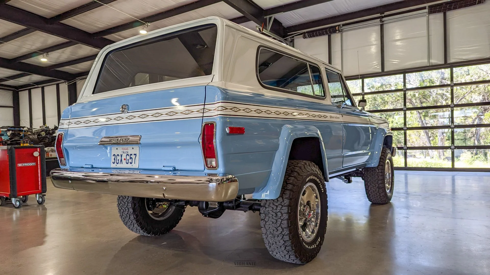 vigilante-jeep-cherokee-chief--020.jpg