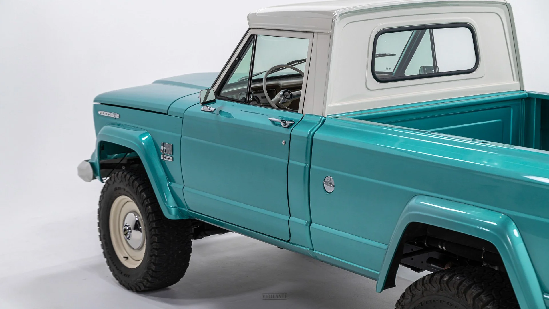 vigilante-jeep-j-truck--01.jpg