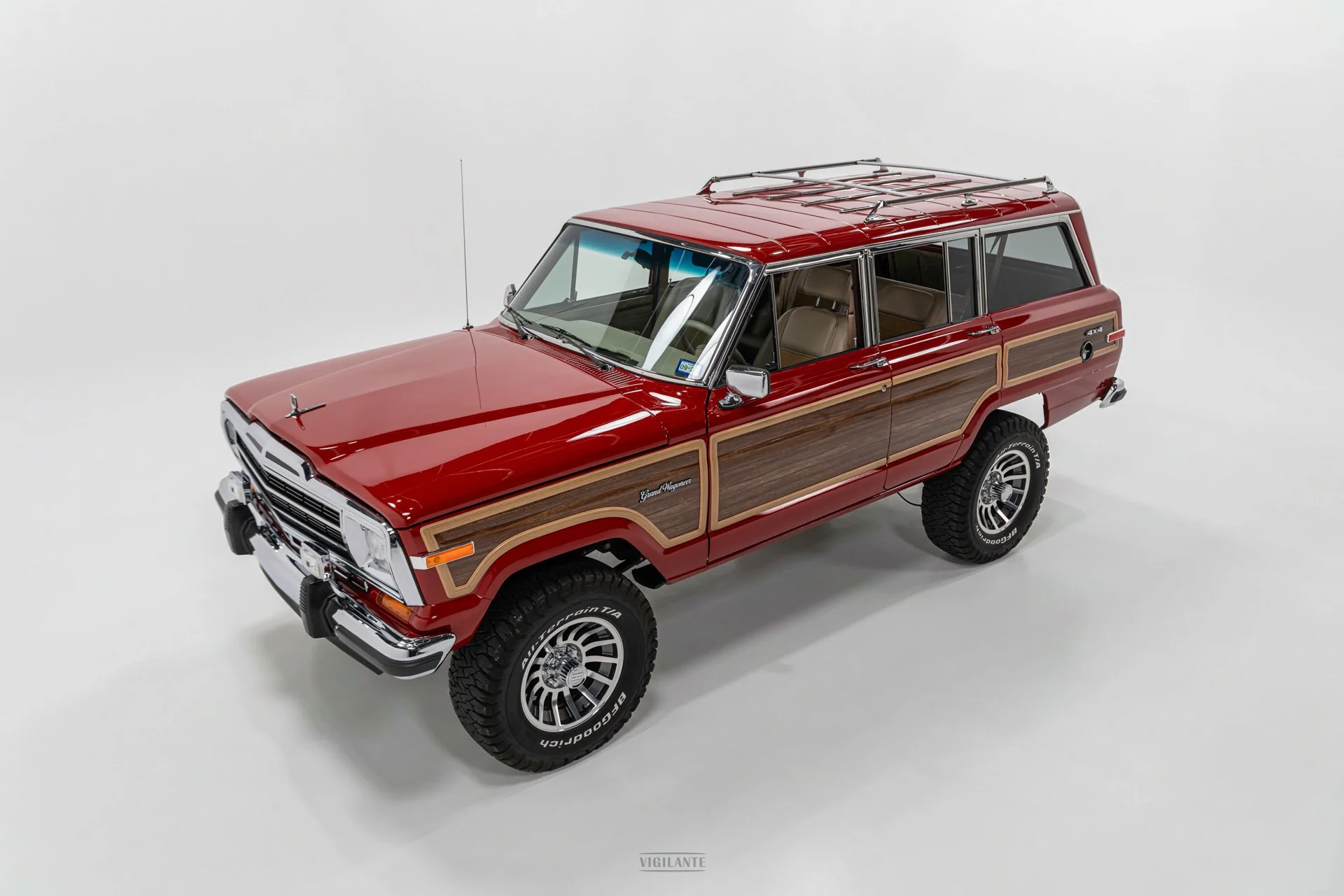 vigilante-jeep-grand-wagoneer--05.jpg