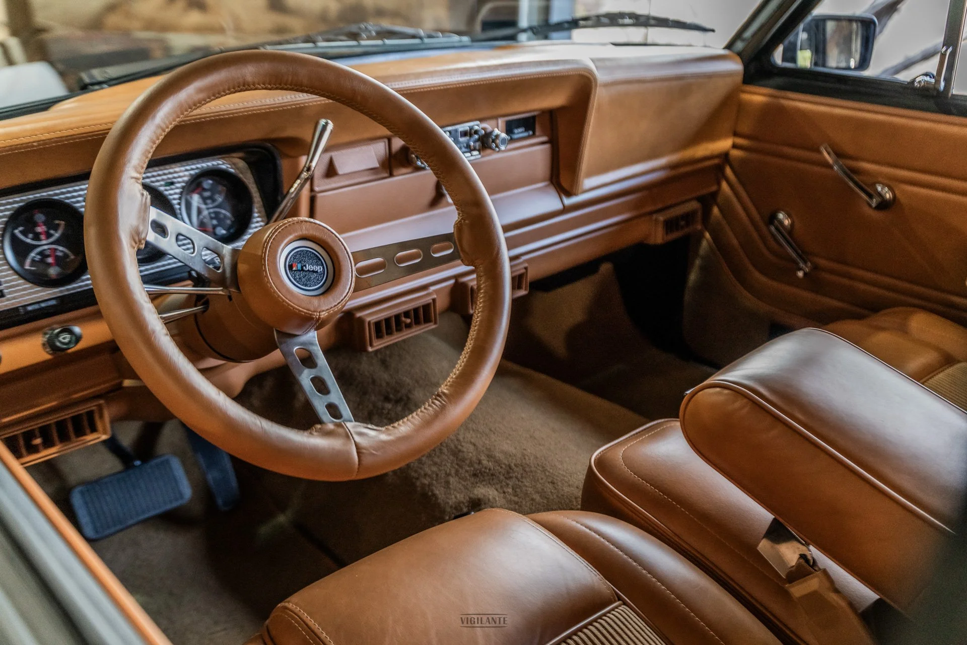 vigilante-jeep-wagoneer--38.jpg