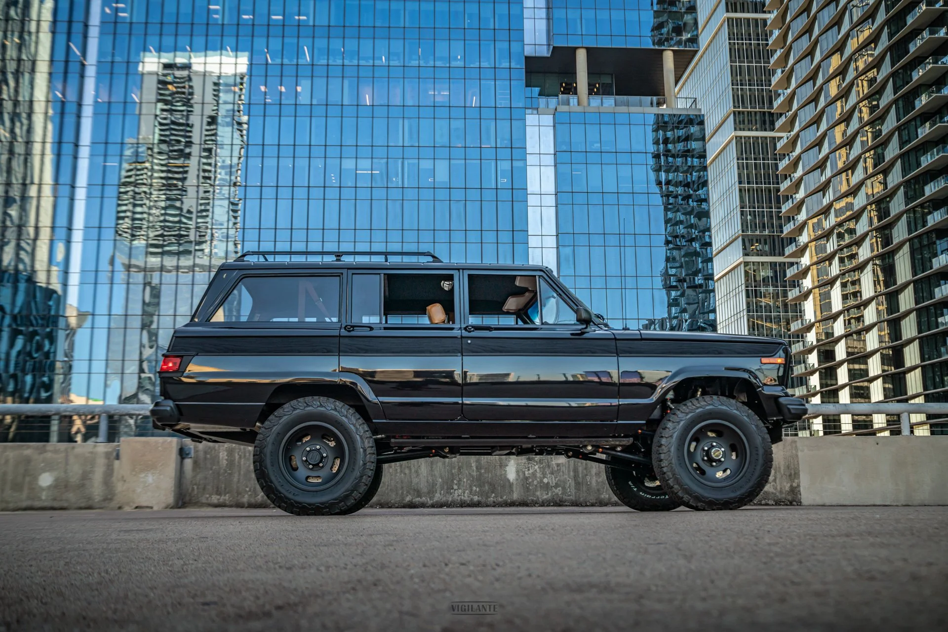 vigilante-jeep-wagoneer--65.jpg
