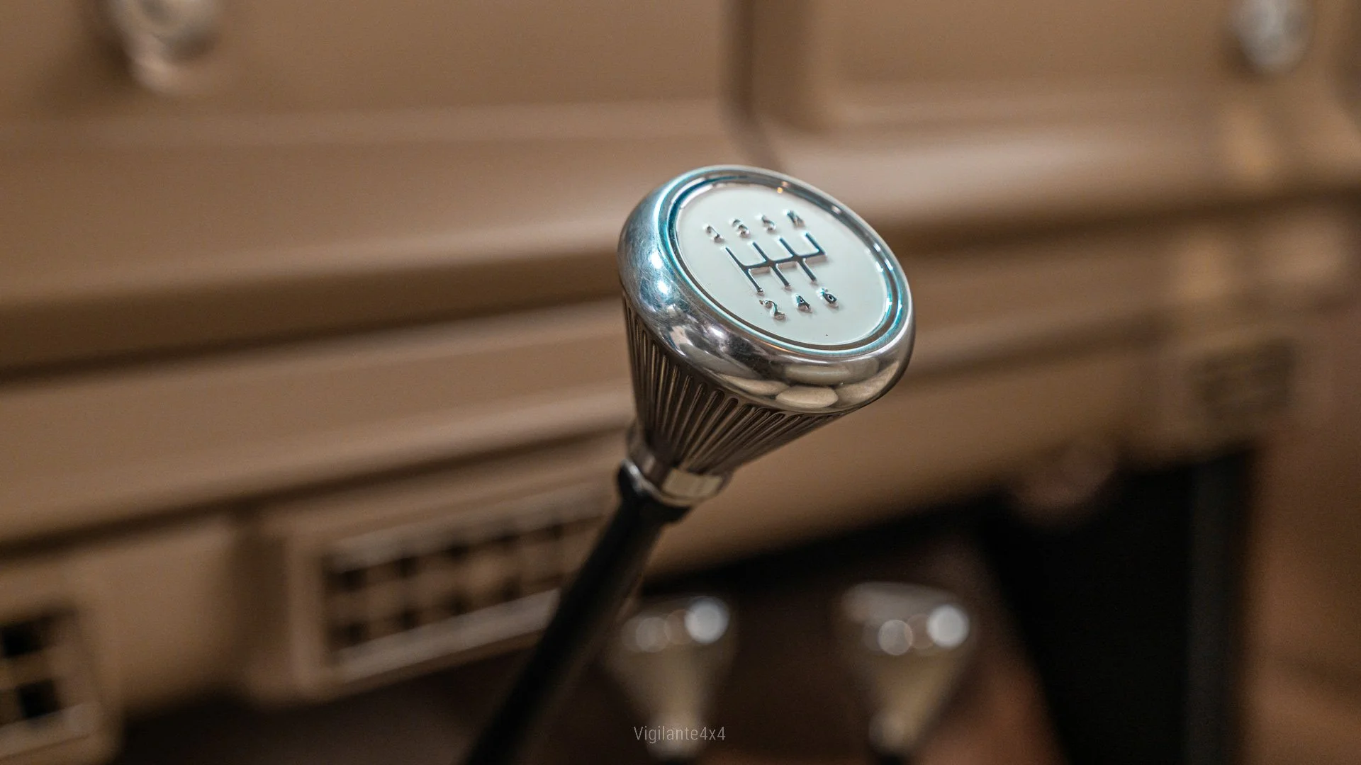 vigilante-jeep-cherokee--08.jpg