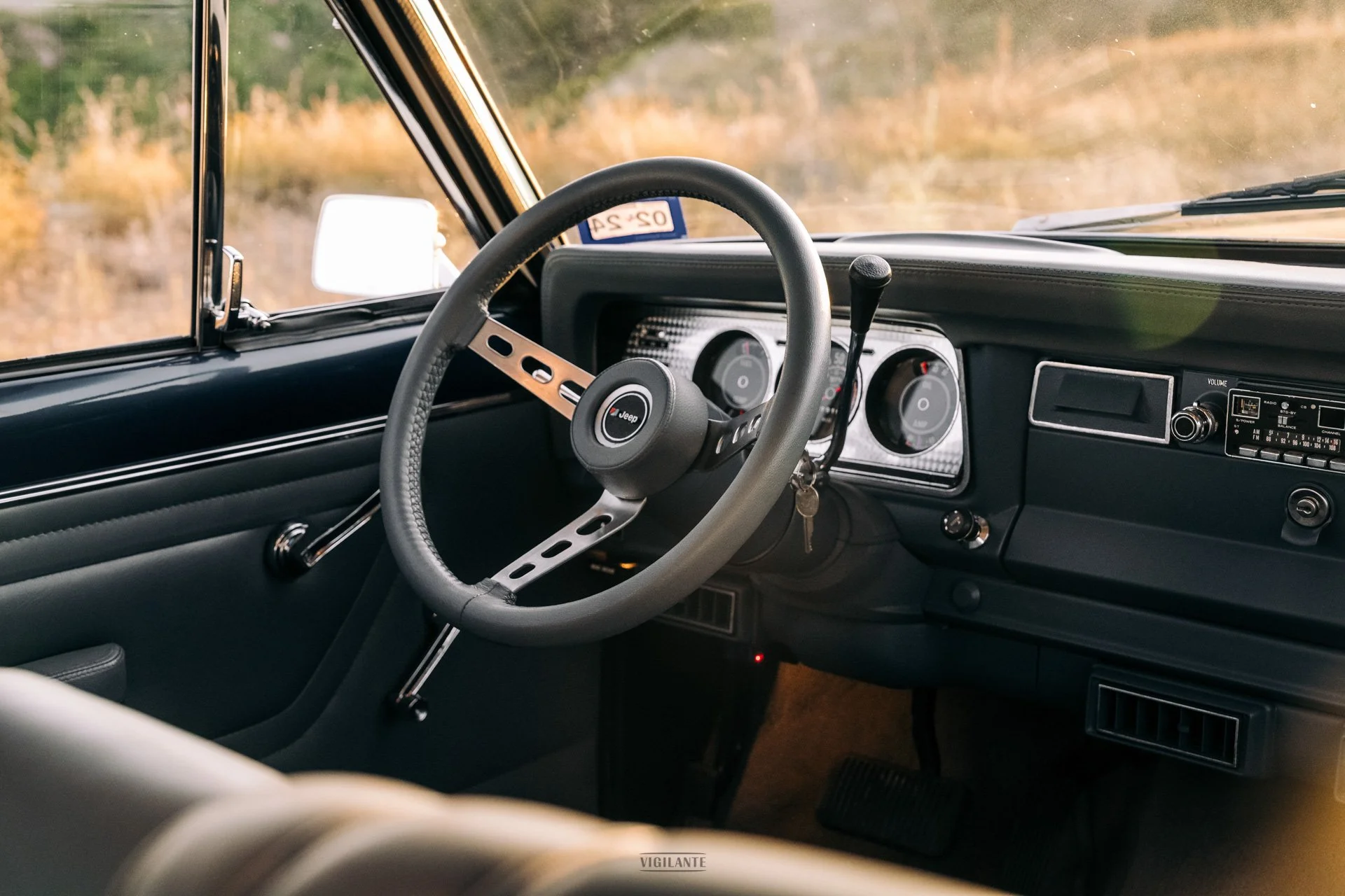 vigilante-jeep-cherokee-4-doors--07.jpg