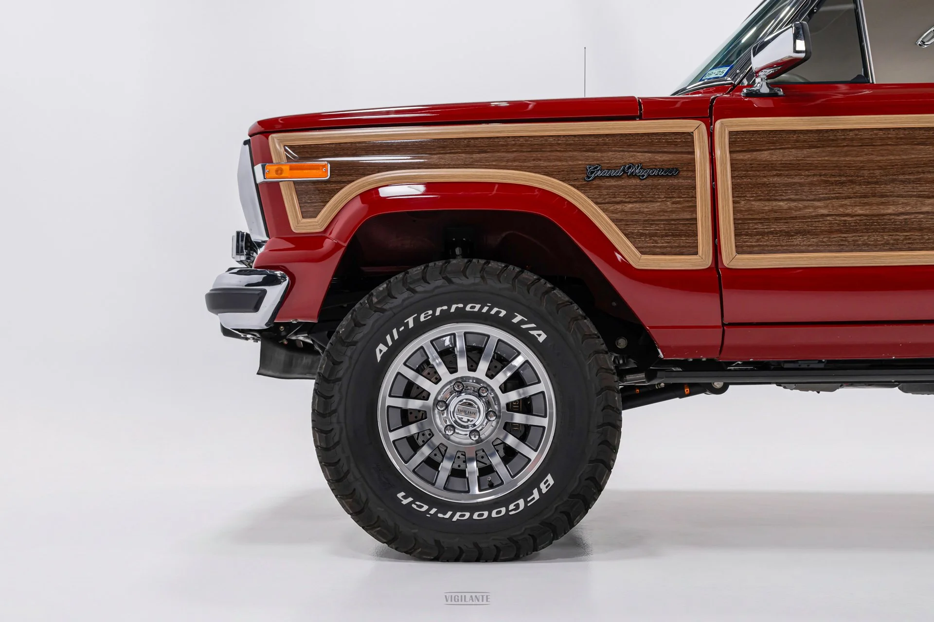 vigilante-jeep-grand-wagoneer--09.jpg