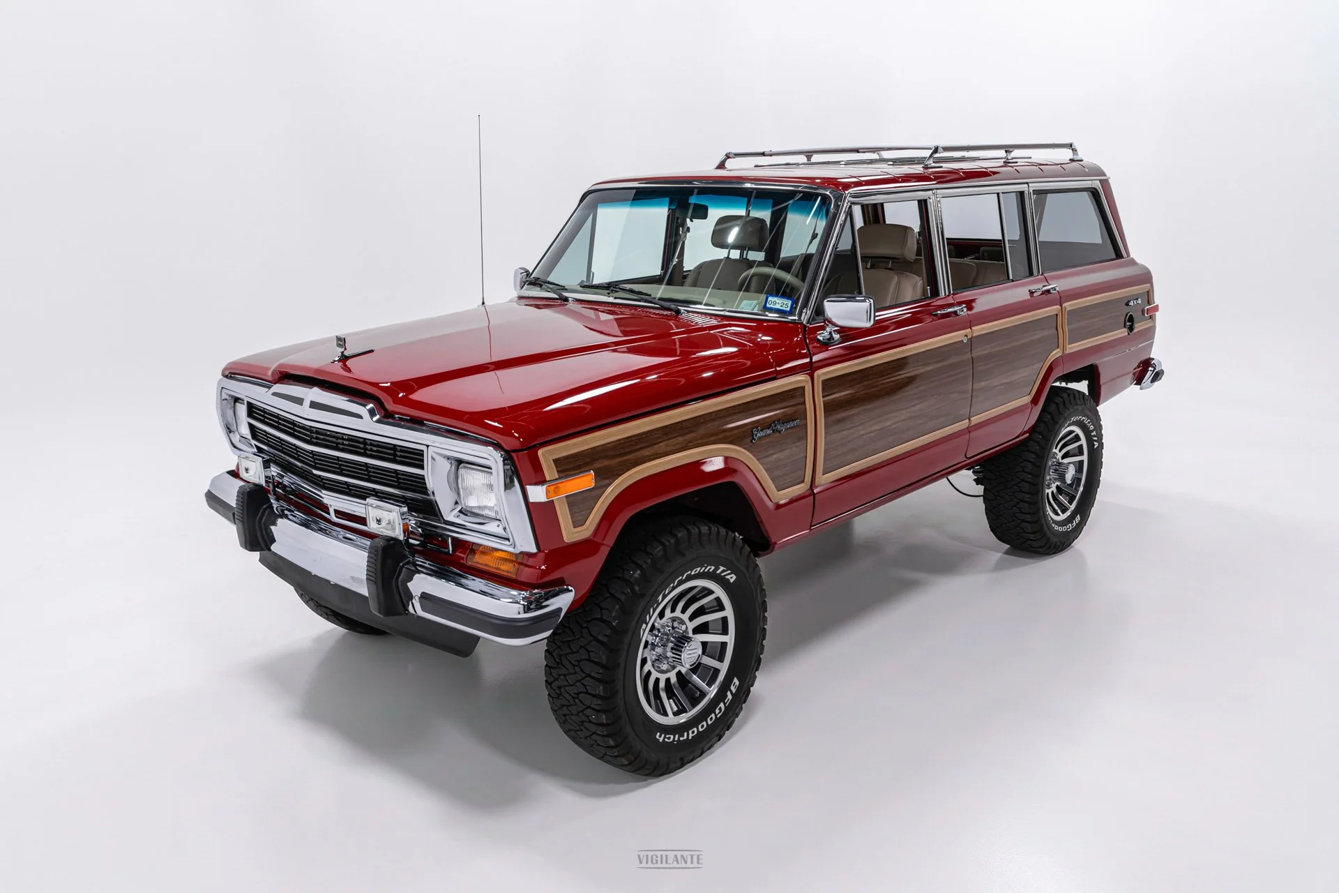 vigilante-jeep-grand-wagoneer--25.jpg