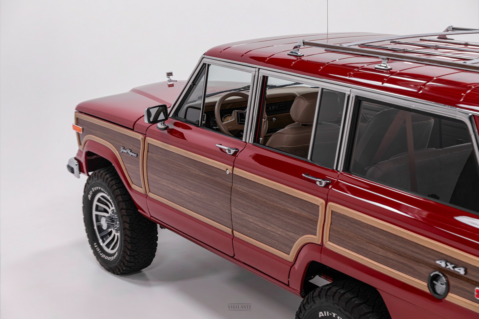 vigilante-jeep-grand-wagoneer--03.jpg