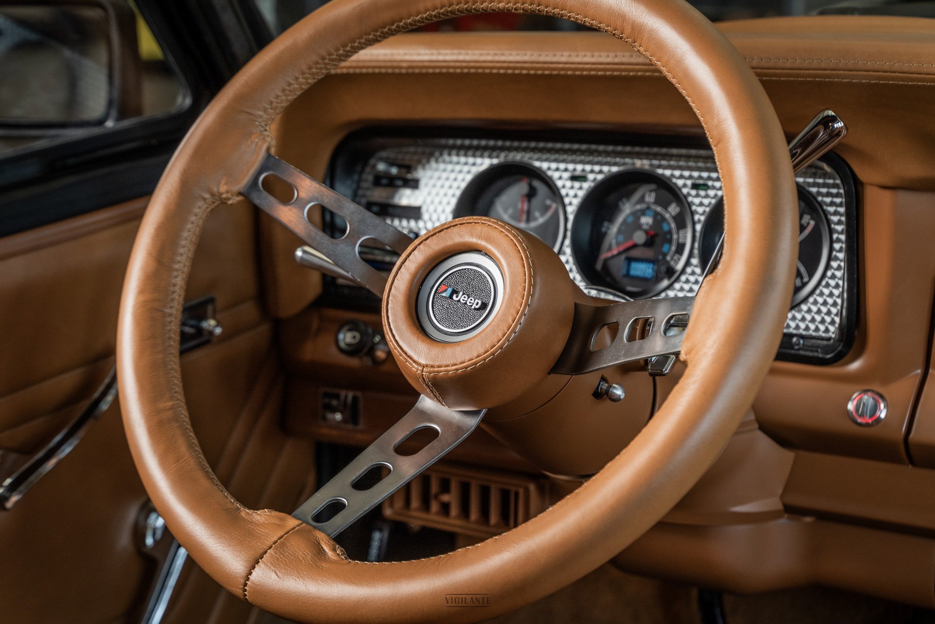 vigilante-jeep-wagoneer--50.jpg