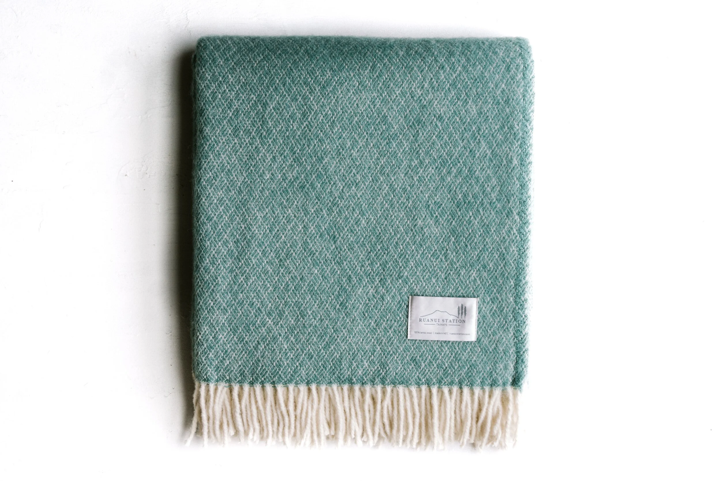 Luxuriously soft, extra large, 100% NZ Lambswool blanket