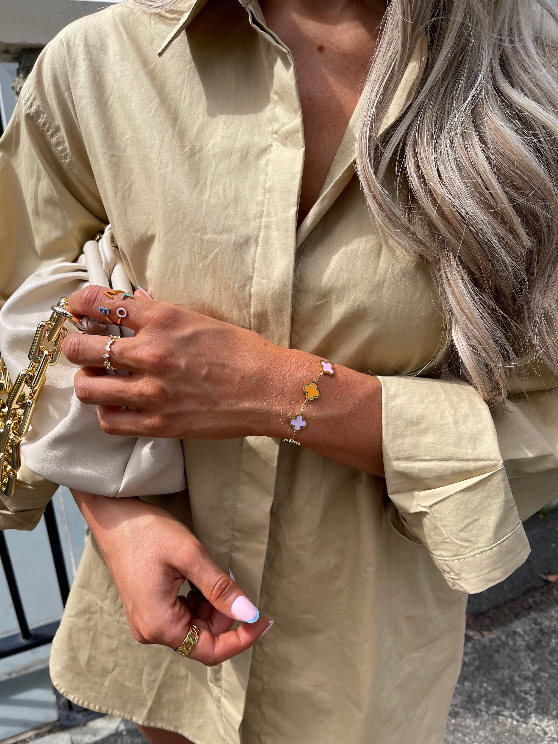 2A2CC4D1-4765-4C54-8438-6402C73BB9AA