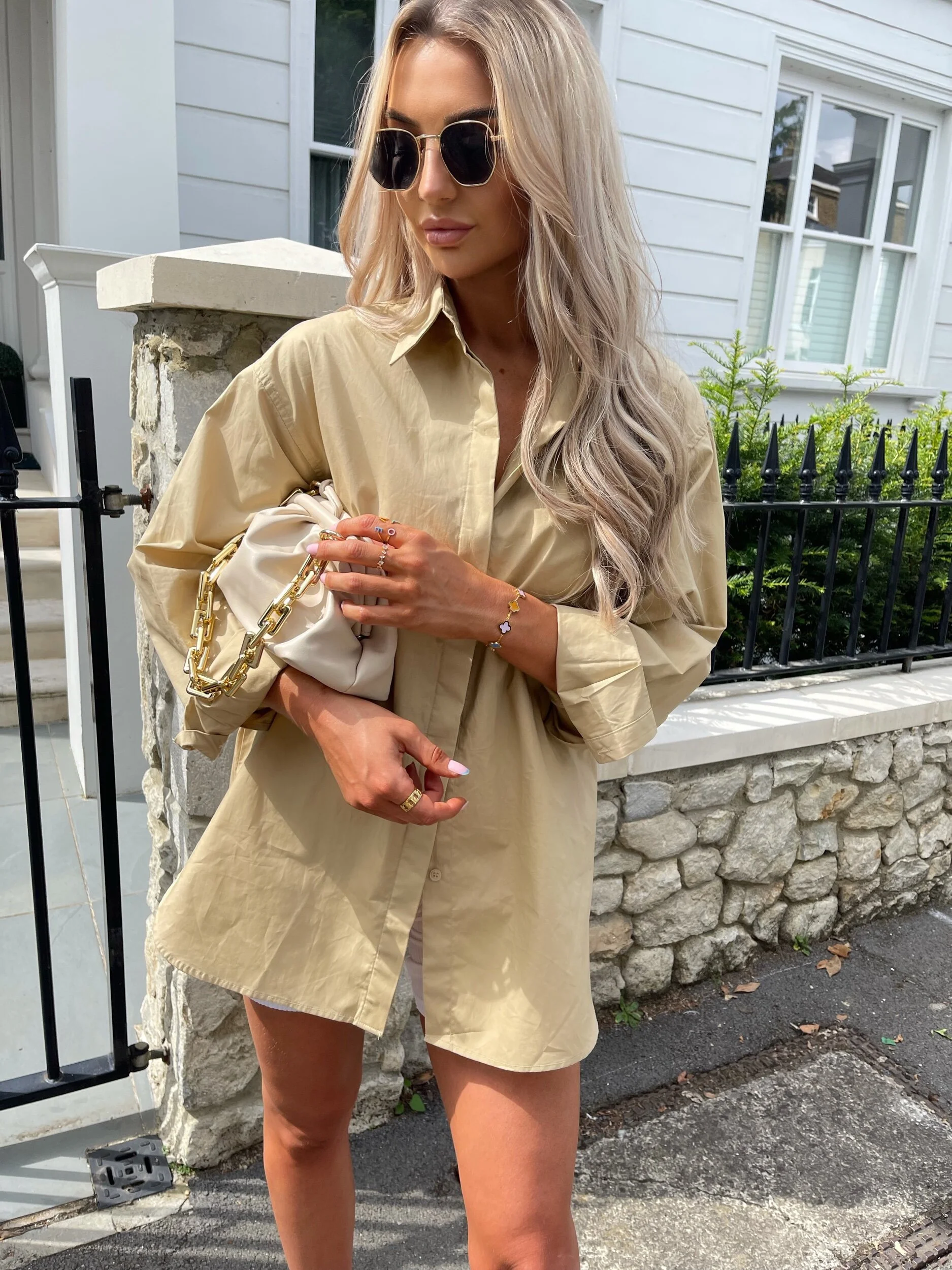 F530BEE7-7D42-4827-9909-483A000B9E42