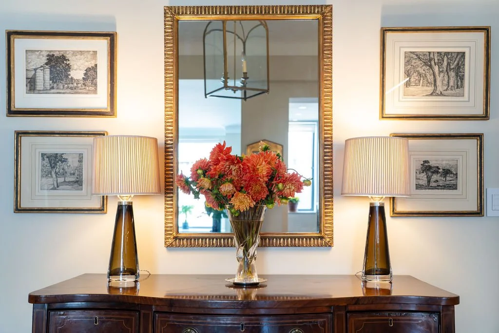 Upper East Side Foyer by RI ARCHITECTURE (RIA)