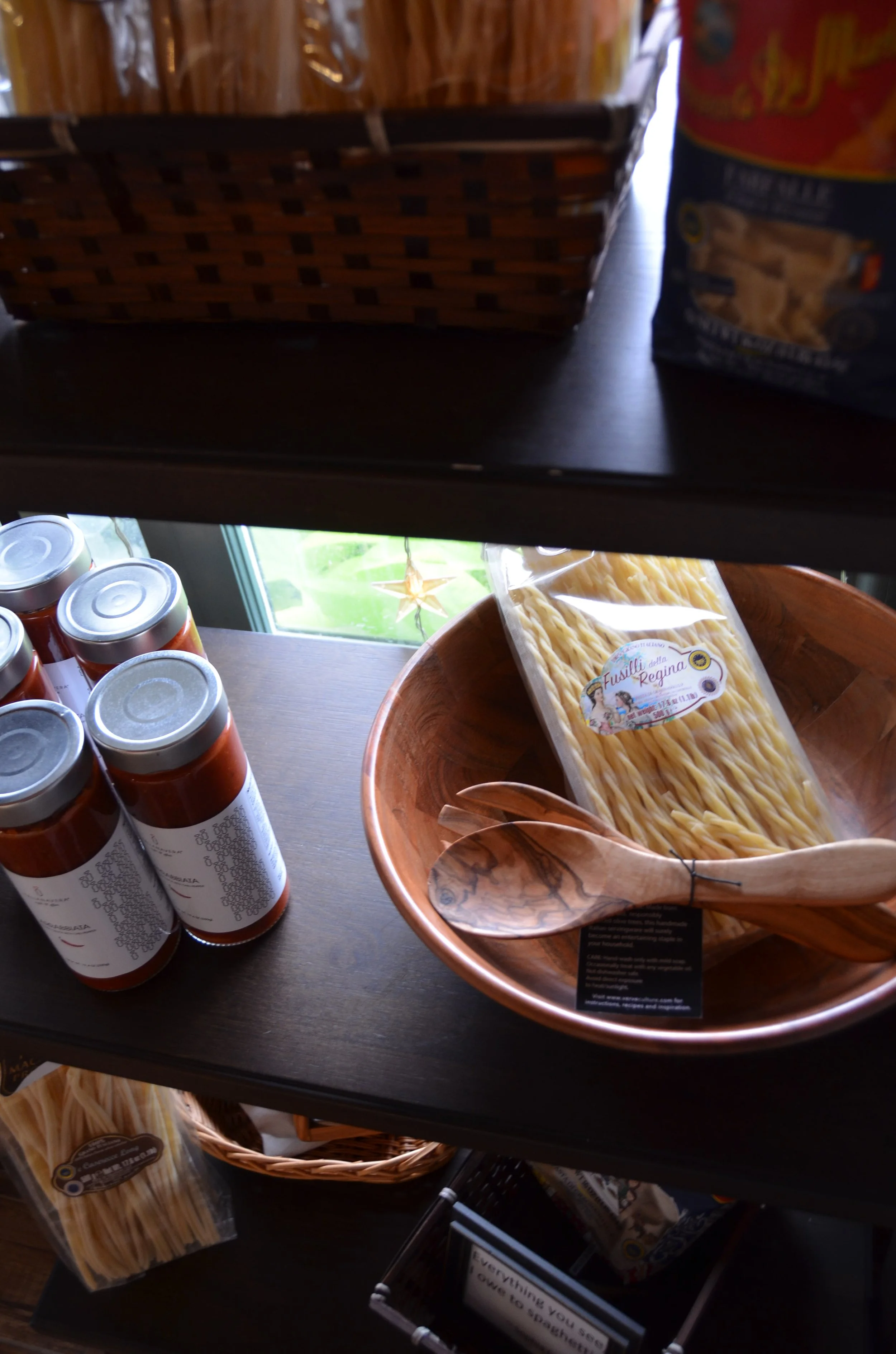 home kitchen gifts and foods