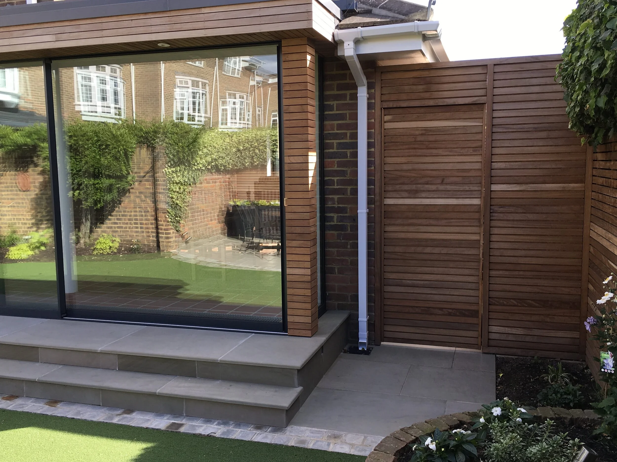 Tudor Drive (TW1) - Extension