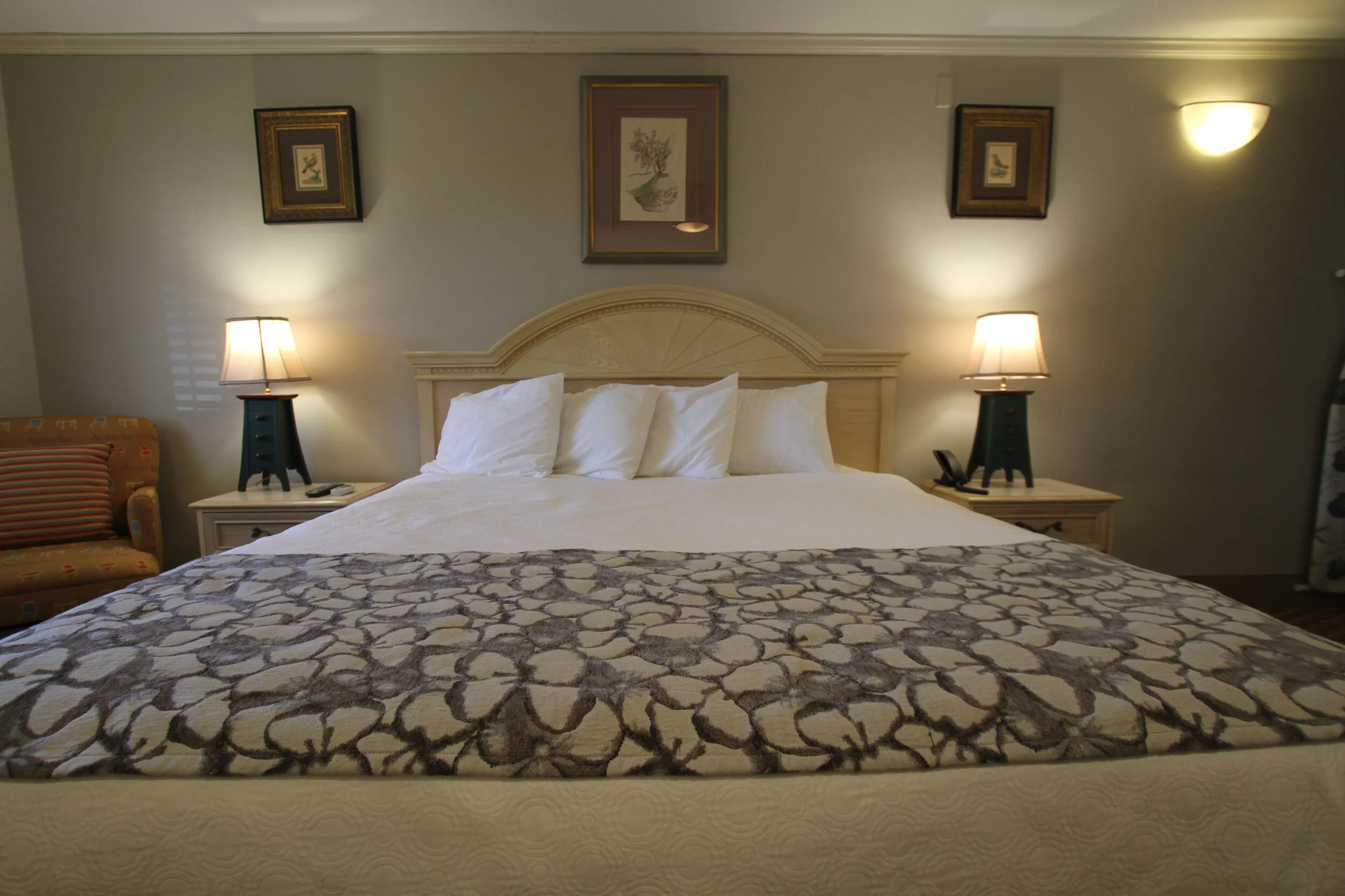Atrium Inn