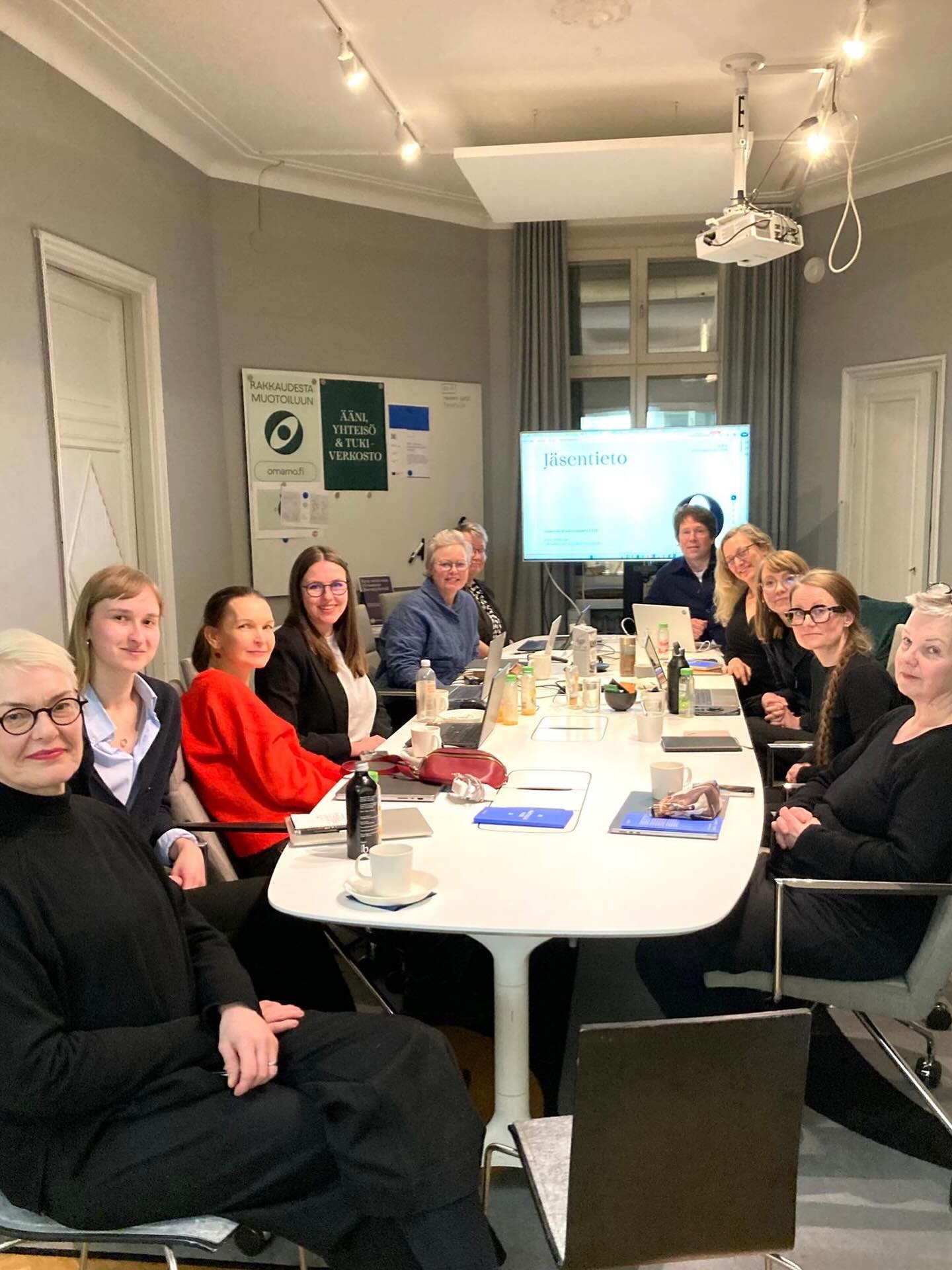 The first board meeting of the year at @ornamory Very happy to be around this table. This marks my fourth year as a board member of Ornamo. Excited for the year ahead!