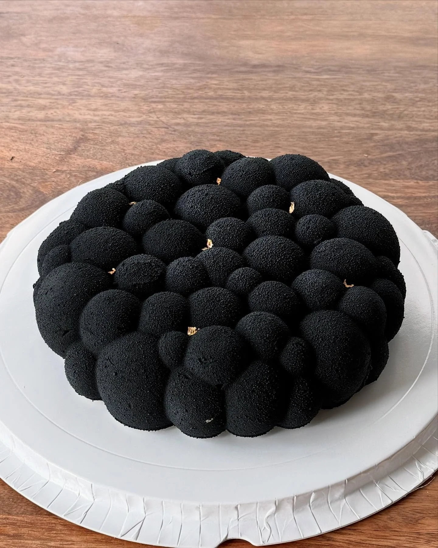 Black cloud cake for @ave.bold 🖤🖤