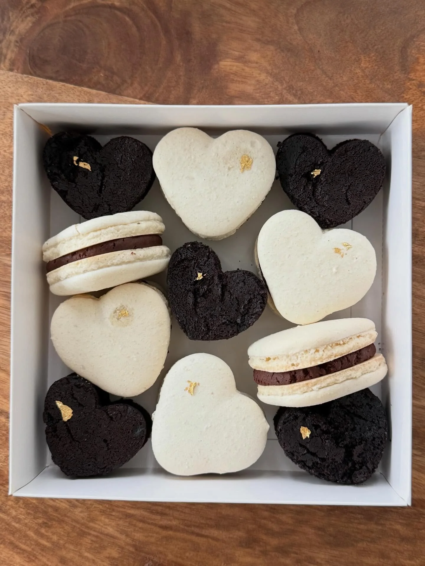 VALENTINE&rsquo;S DAY BAKE SALE 🤍

FOR PREORDER ONLY &mdash; Link in Bio to Order!!

PICKUP IN LAKESHORE EAST 2/12 &mdash; 2/14

Box of macarons and cake bites.

Dark Chocolate + Strawberry Heart Macarons &mdash; Almond macarons with Valrhona Guanaj
