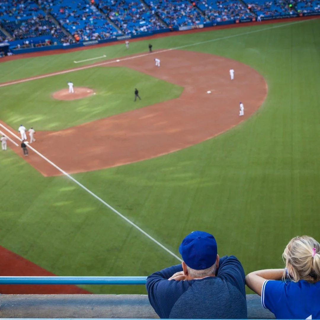 ⚾ Calling all Texas Rangers, Cowboys, and sports fans! 🏈⚽ Whether you're cheering on your team at Globe Life Field or AT&amp;T Stadium, make your stay unforgettable at Rosen House Inn. Enjoy the convenience of being close to the action, and wind dow