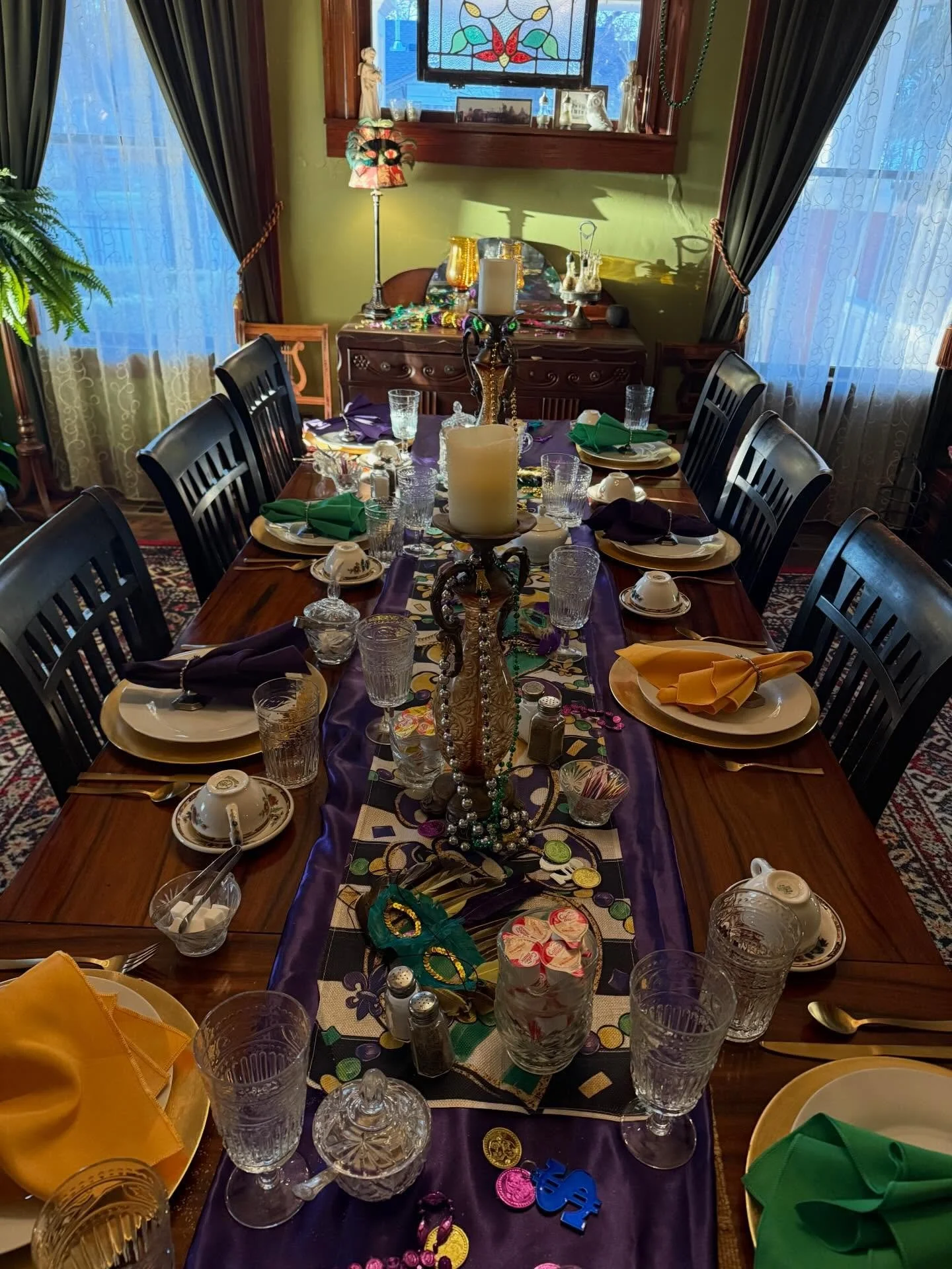 #mardigras #greatstaysoftexas #rosenhouseinn #visitfortworth