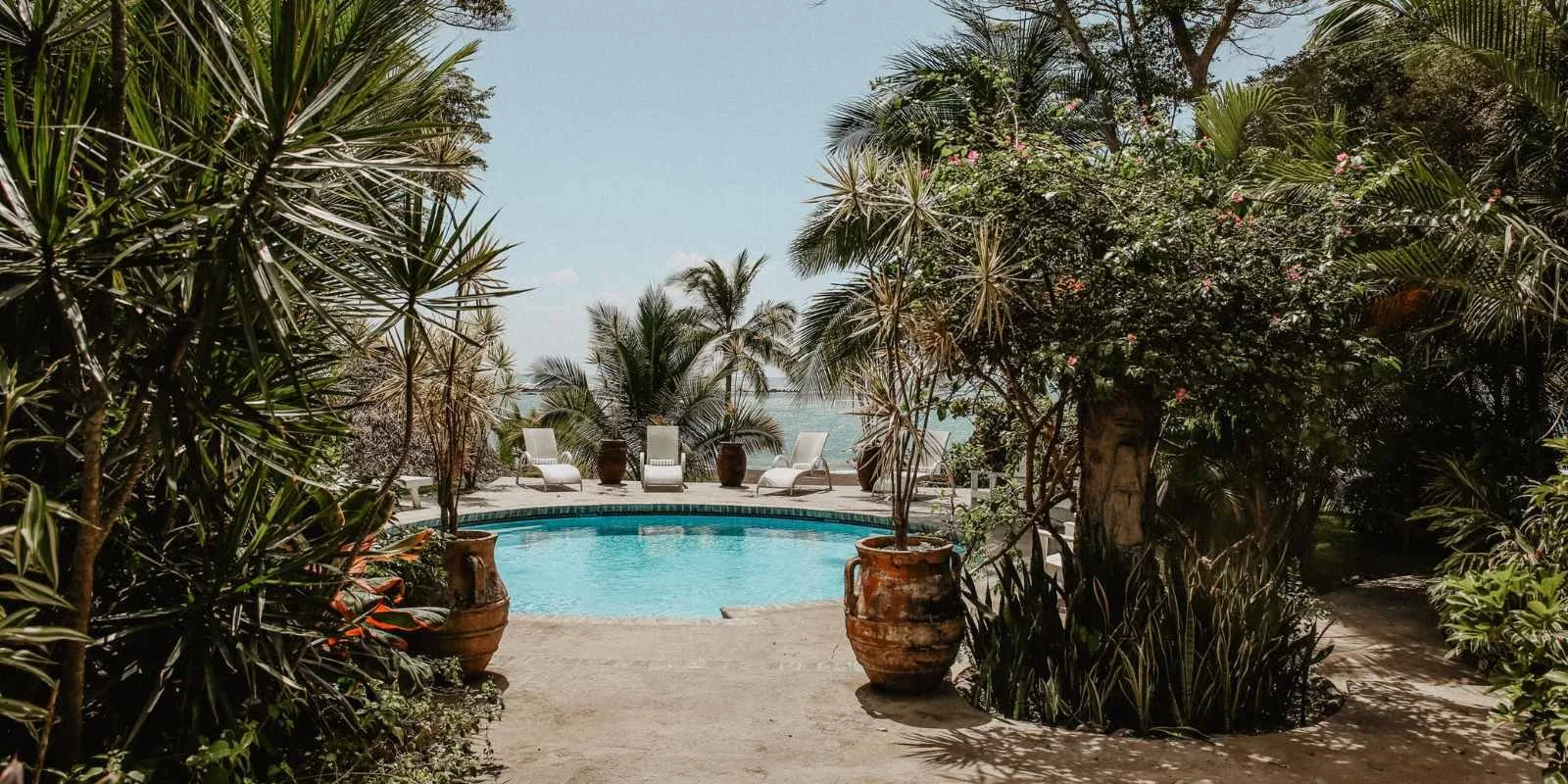 PoolPath_1600x800.jpg