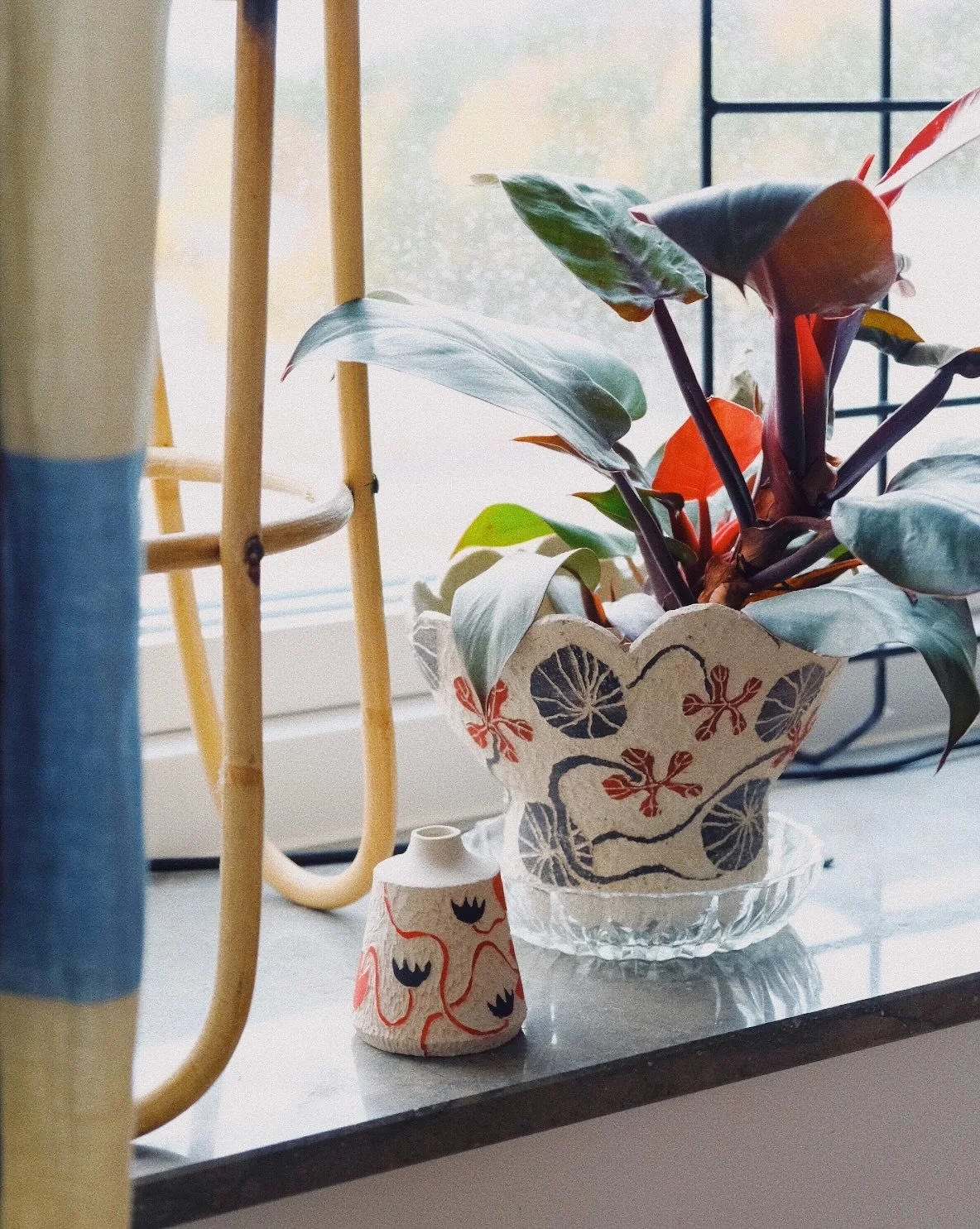 Inspirationen &auml;r inte p&aring; topp h&auml;r dessv&auml;rre, men man f&aring;r t&auml;nda ljus och vara inne hela dagen idag. Och man f&aring;r ocks&aring; g&auml;rna kika p&aring; hemsidan, d&auml;r finns det &auml;nd&aring; ganska mycket fint.