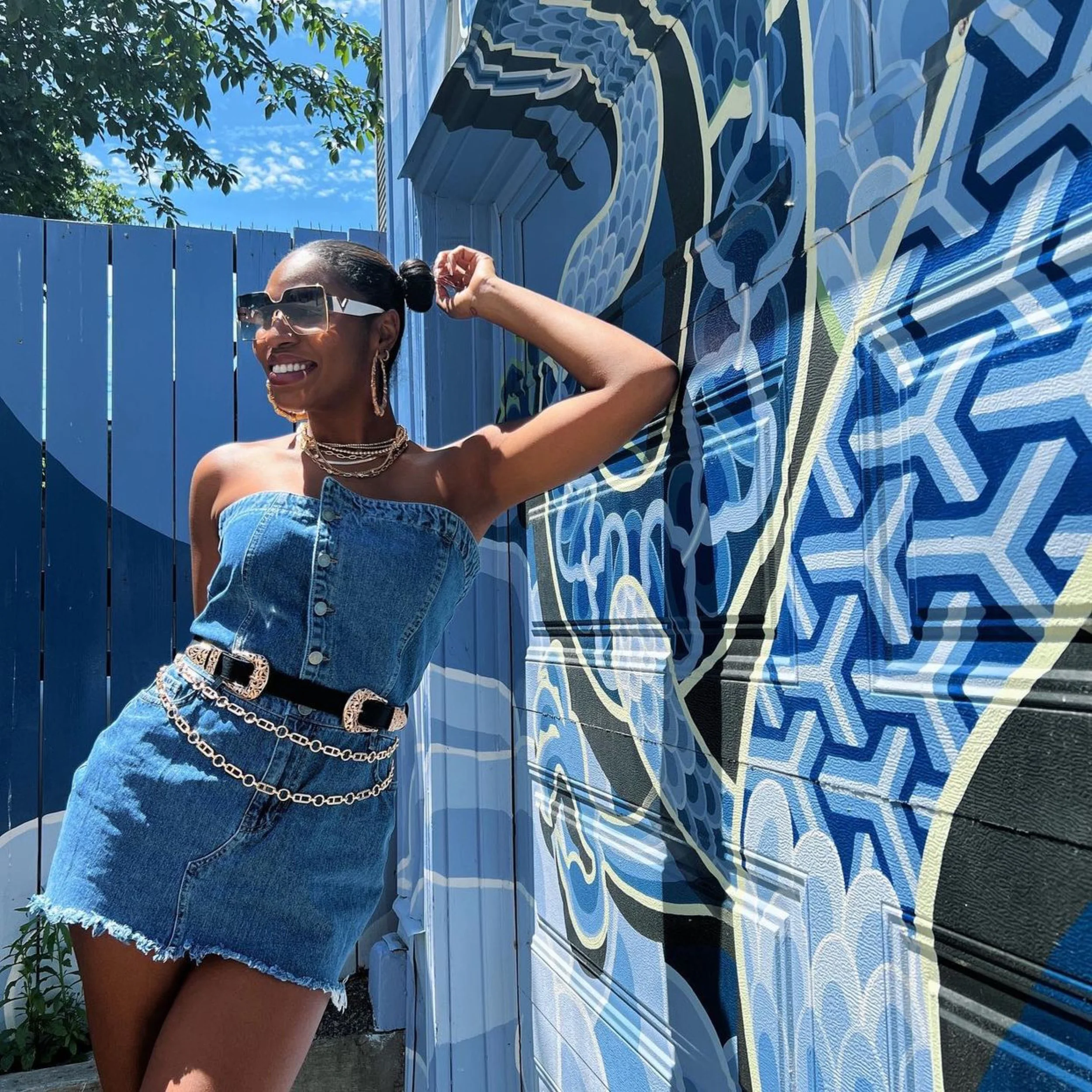 Monica Fitzpatrick Fashion Model V Shades Sunglasses V Fashion 7.JPG