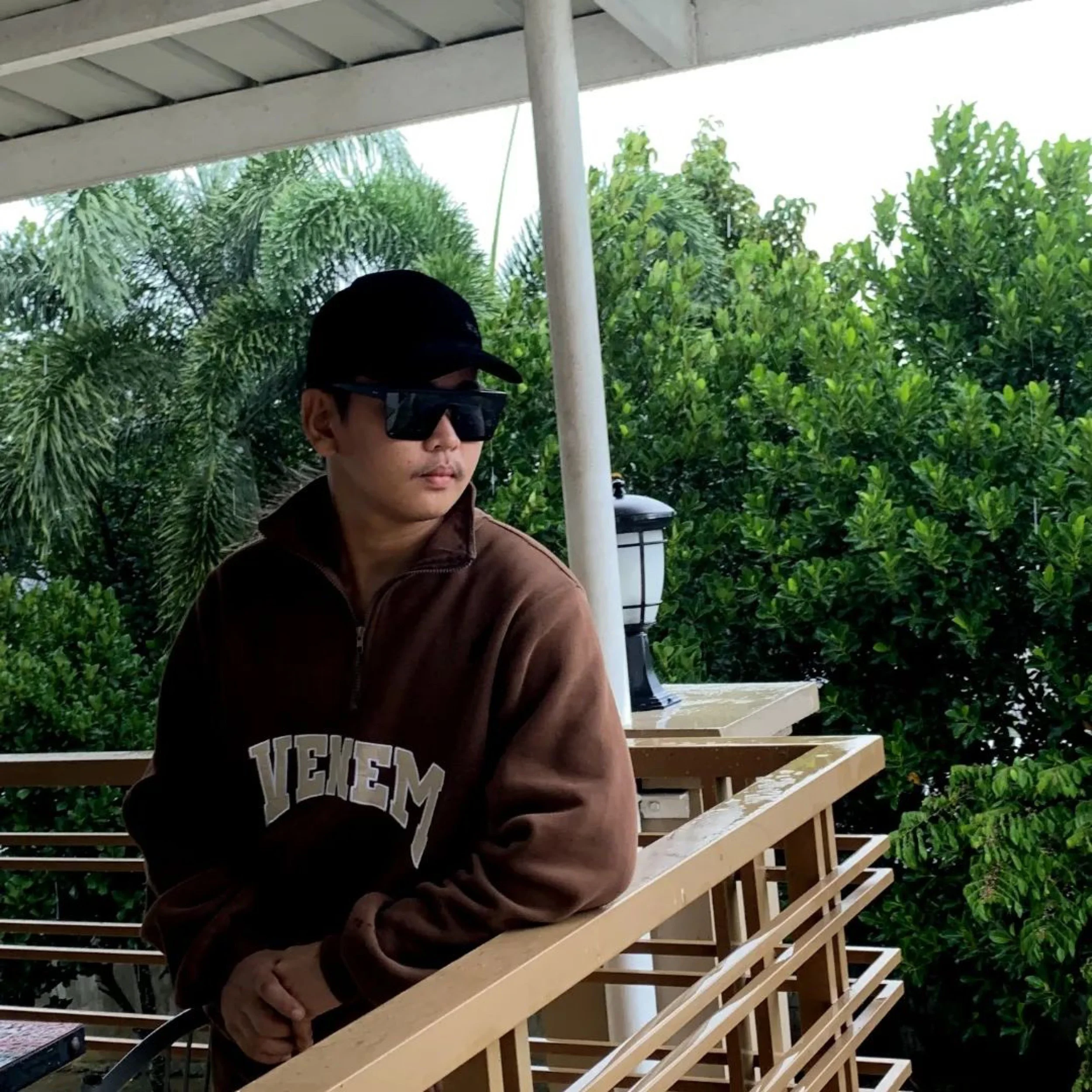 Edel John Pecio V Shades Sunglasses Control 5.jpg